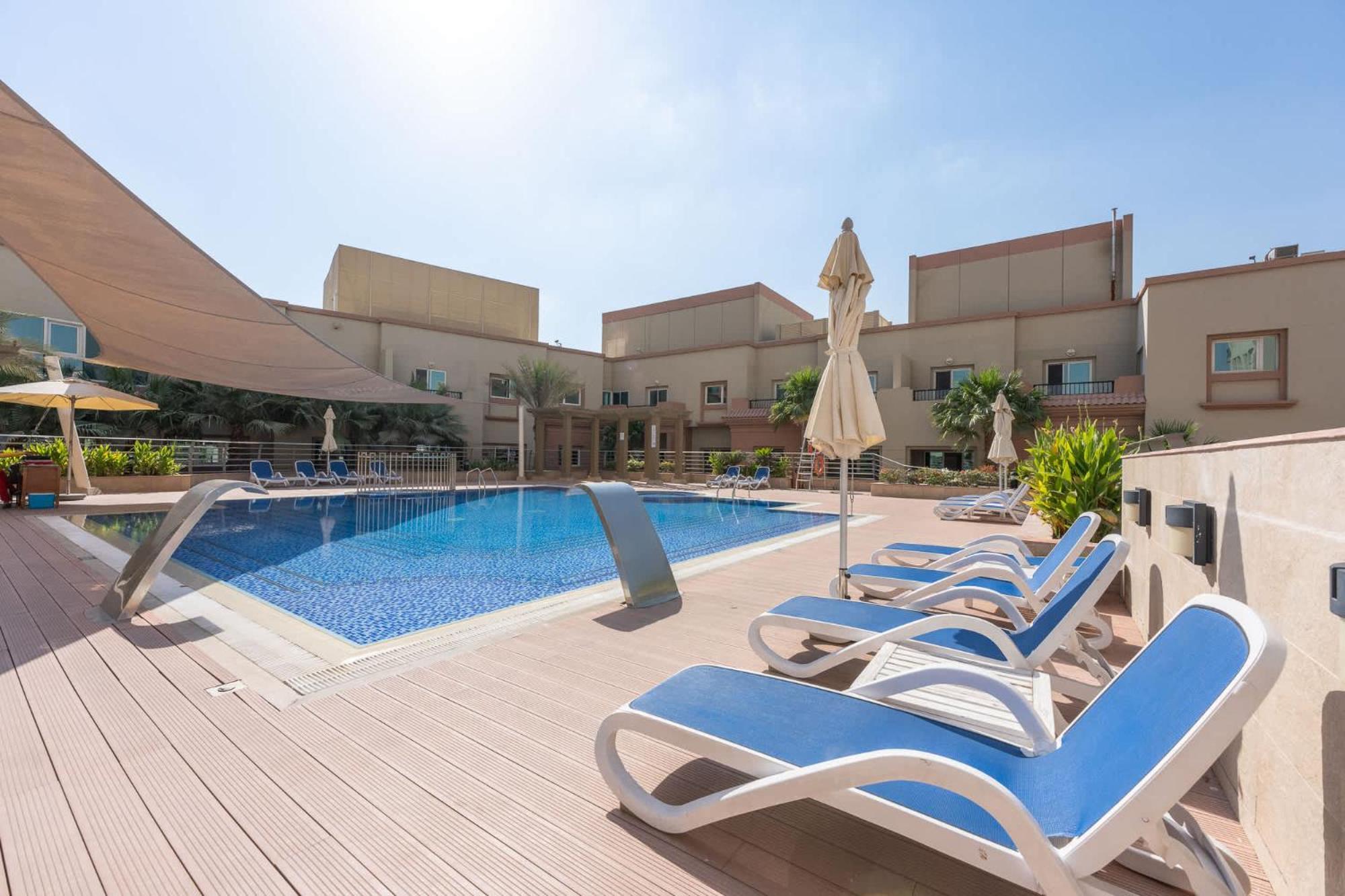 Appartement Spacious At Imperial In Jvt That Sleeps 4