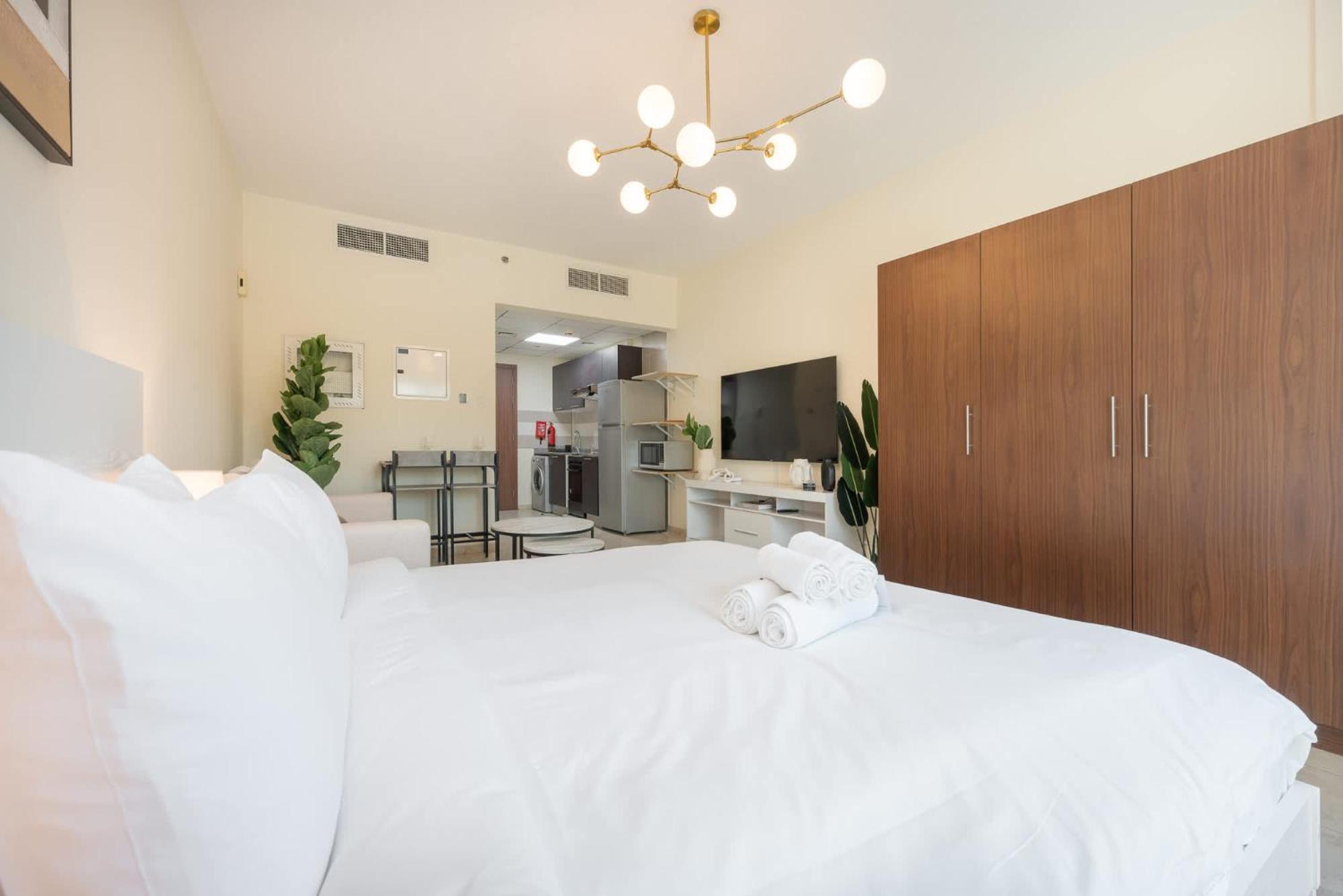 Spacious At Imperial In Jvt That Sleeps 4 * Dubaï