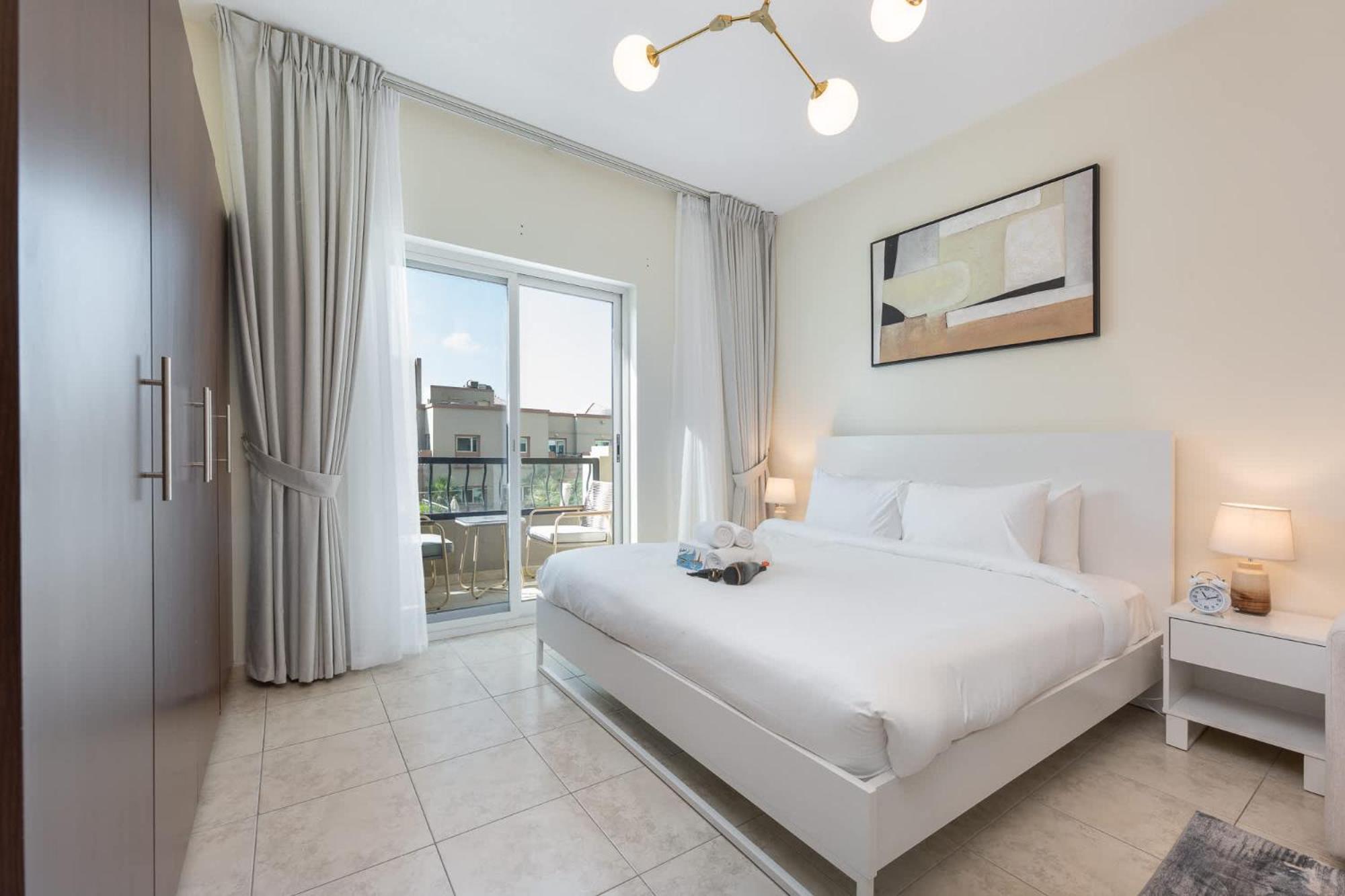 Spacious At Imperial In Jvt That Sleeps 4 Dubaï