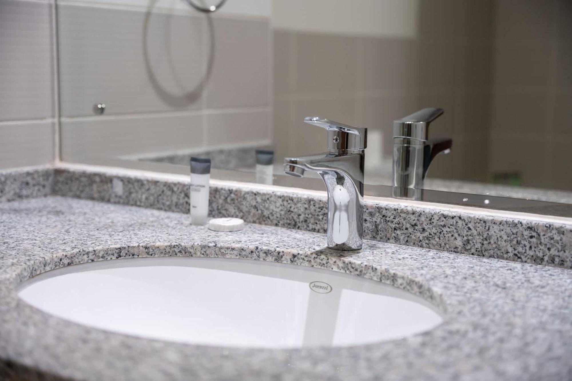 Appartement Spacious At Imperial In Jvt That Sleeps 4 Dubaï