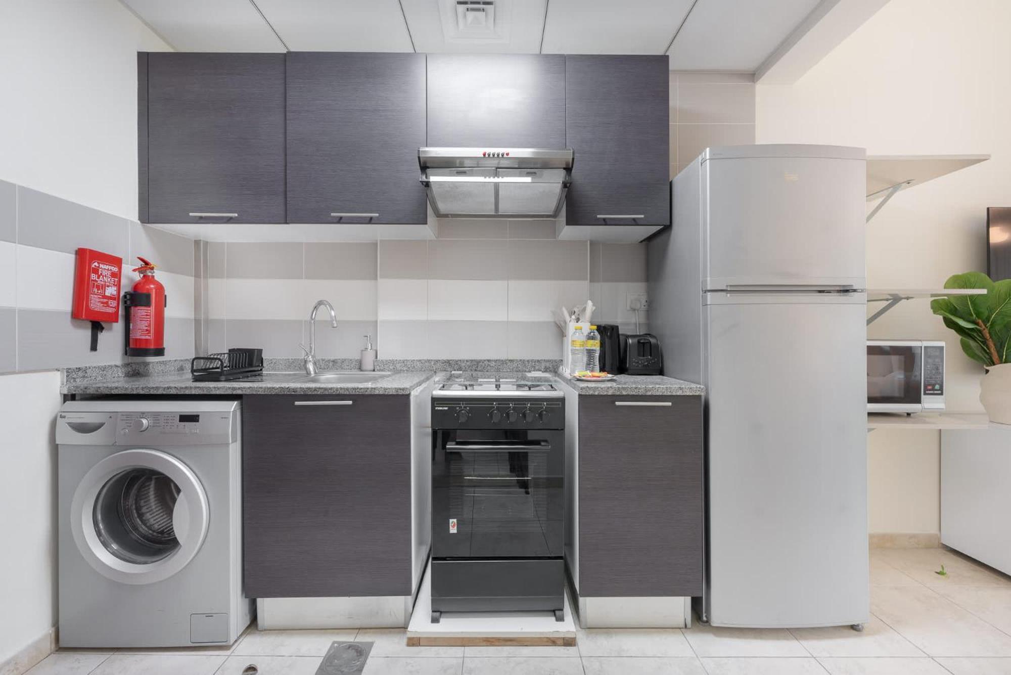 Spacious At Imperial In Jvt That Sleeps 4