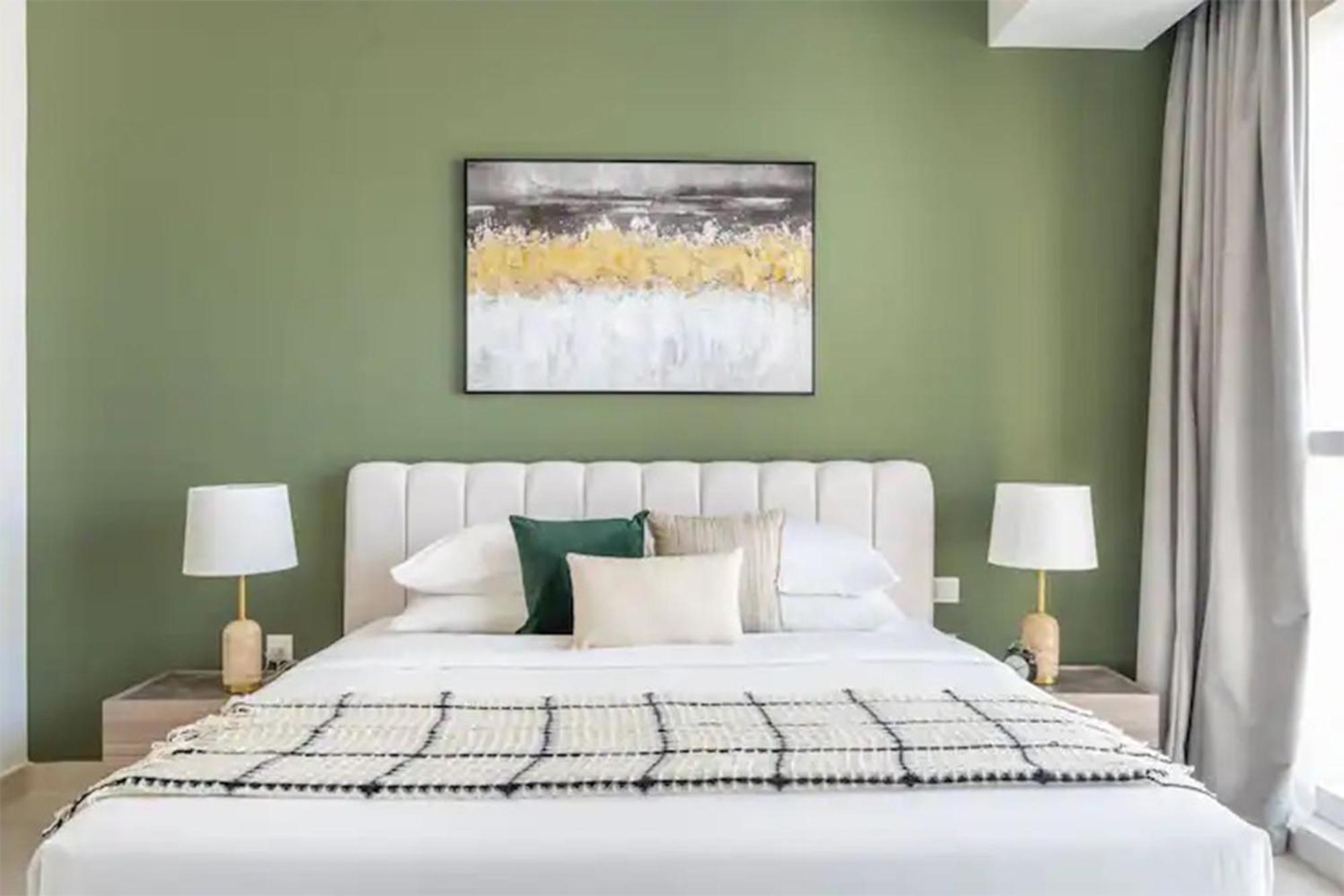 Elegant 1br With Partial Sea View In Court Tower