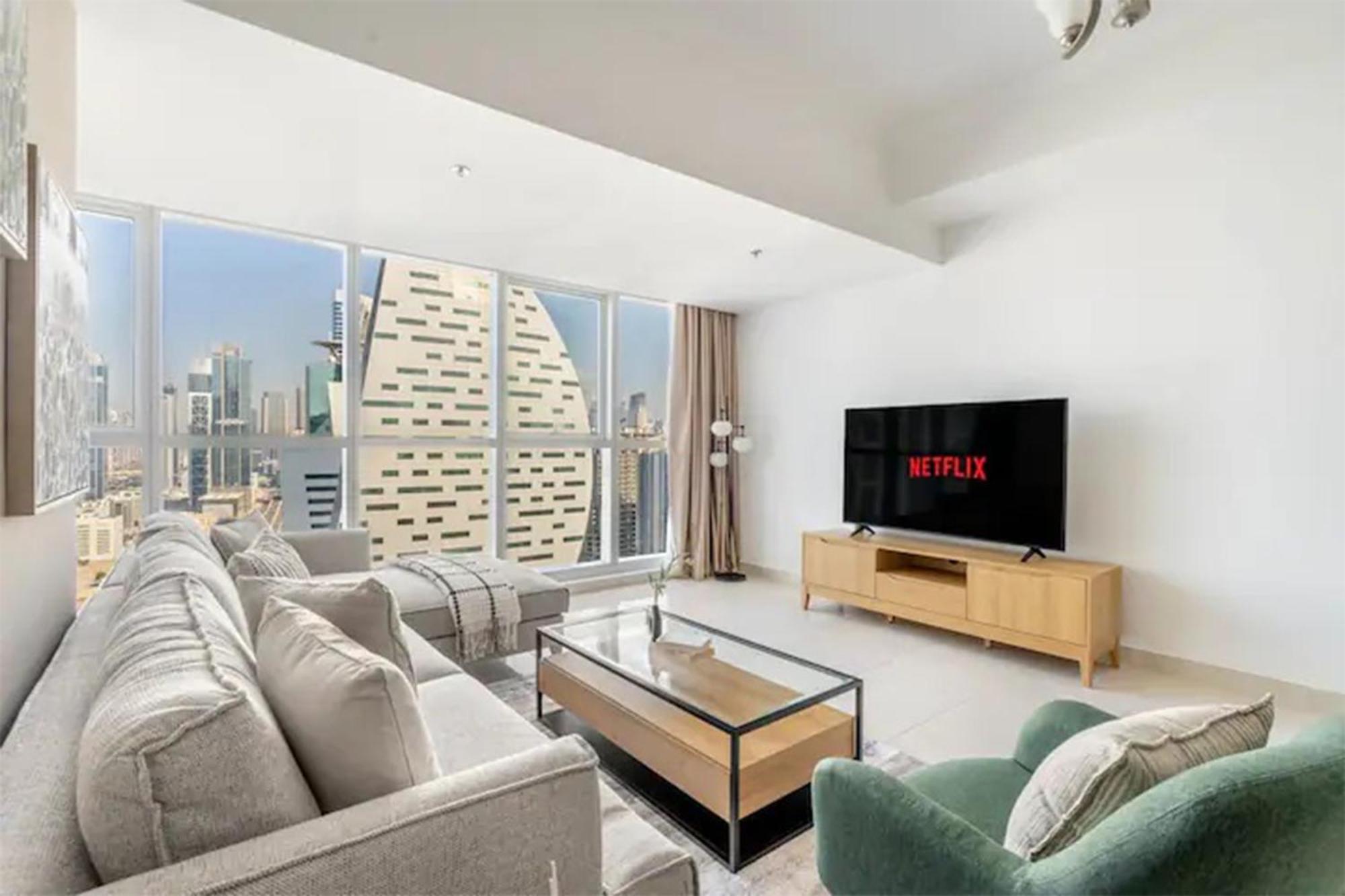 Elegant 1br With Partial Sea View In Court Tower Appartement