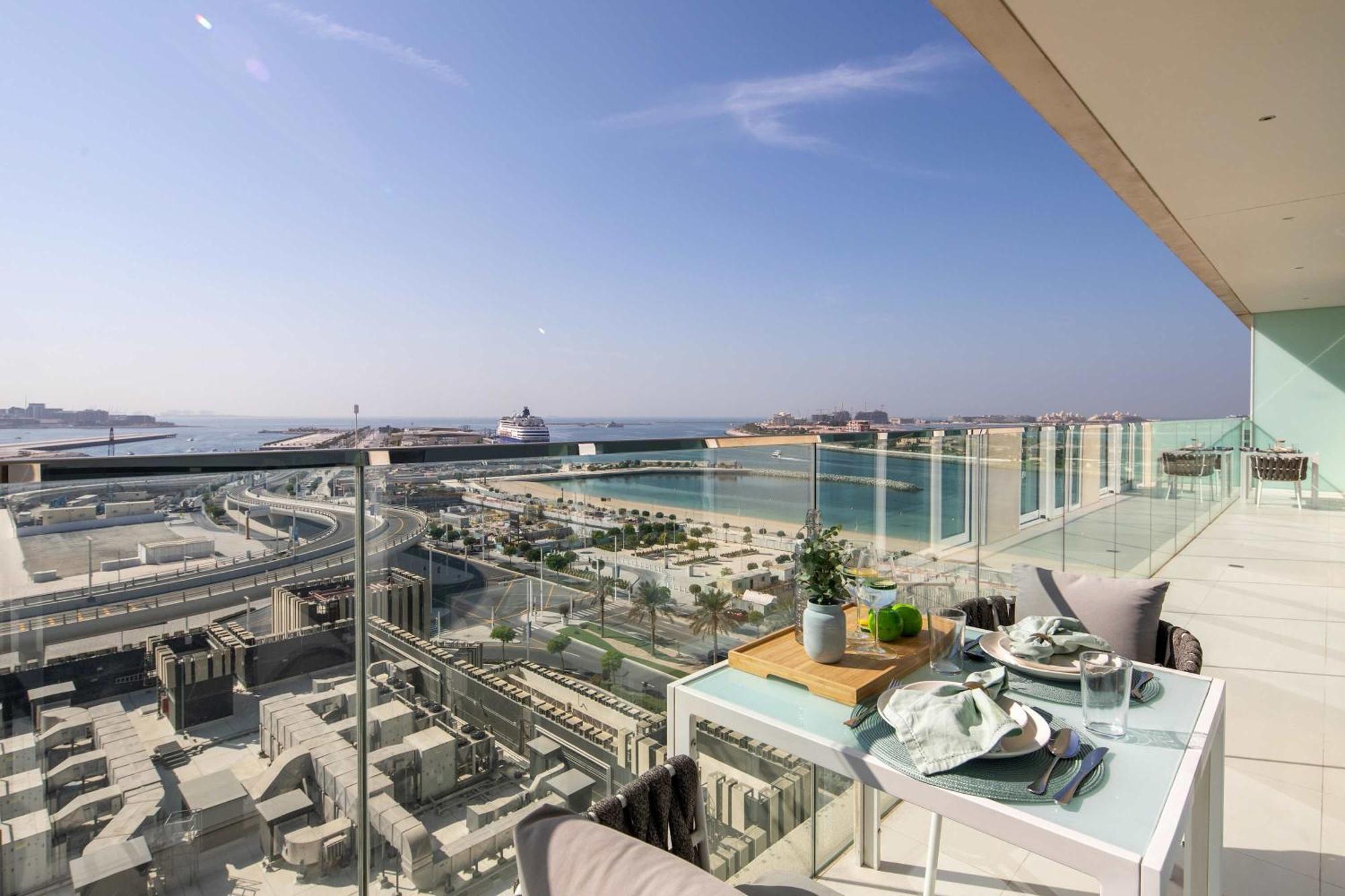Apartment Frank Porter - Sunrise Tower