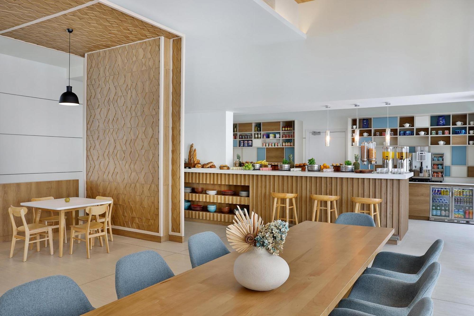 Element Airport Hotell Dubai