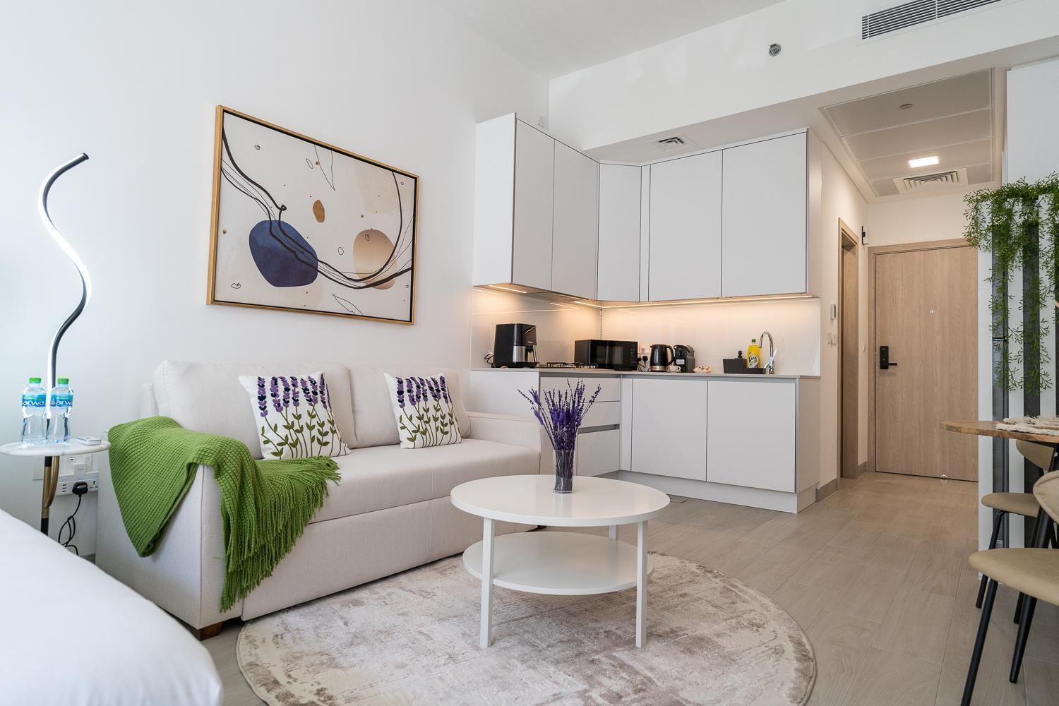 Brand New & Large Terrace In Jvc Apartamento