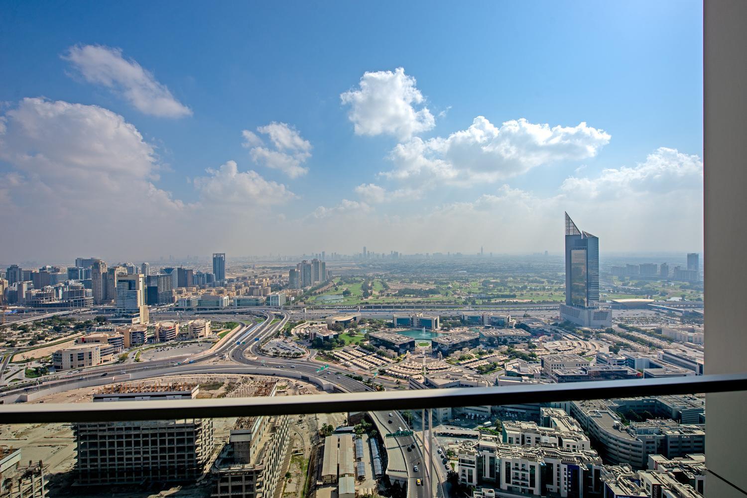 Golf Views In 30th Floor Appartement *