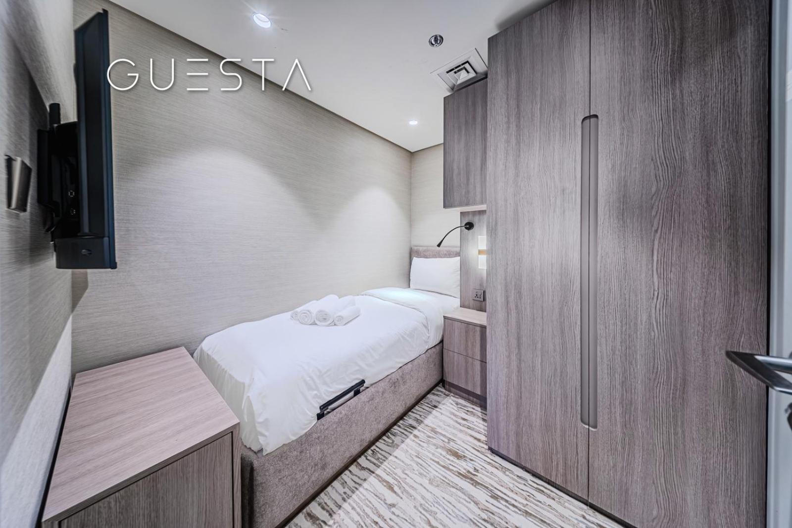 Tower 1 By Emaar - Fountain View, Downtown Apartment *