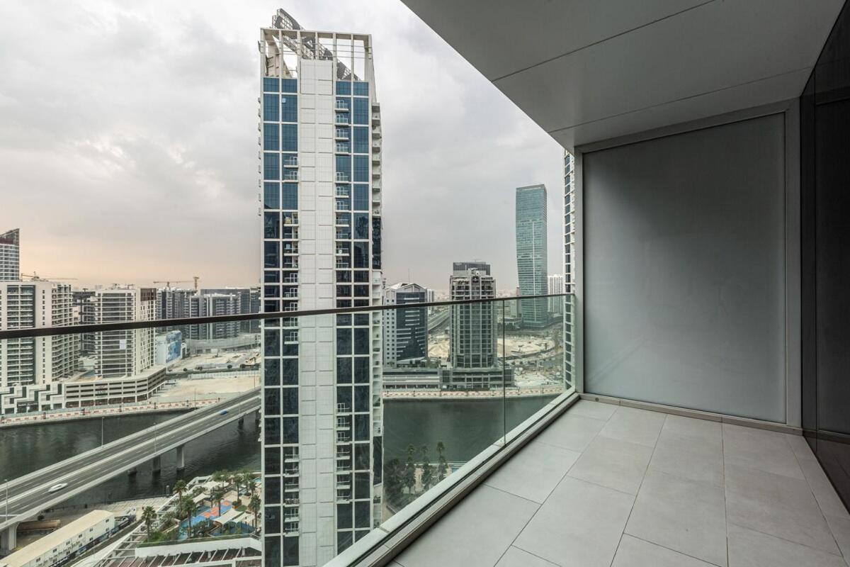 Burj & Beyond - Luxury With Burj Khalifa View *