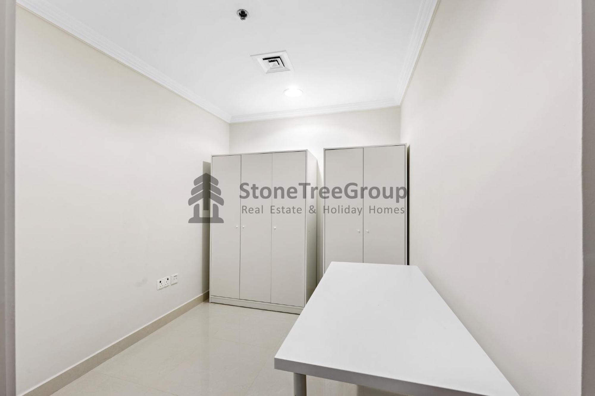 Spacious 1br At Marina Quays North * Dubaï