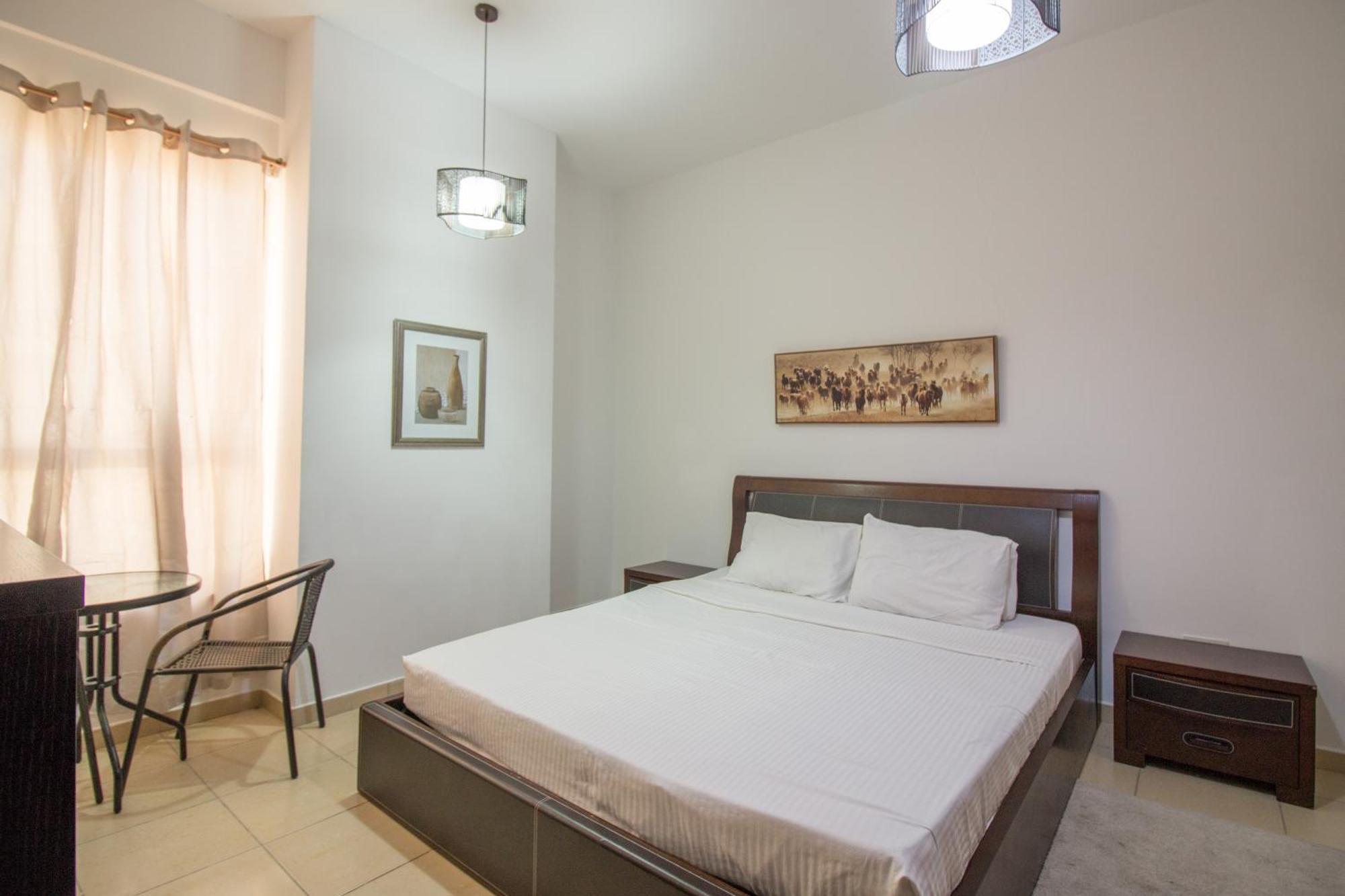 Apartamento Spacious 4 Bedroom In Jbr, 5-min Walk To The Beach, Marina Views Dubái