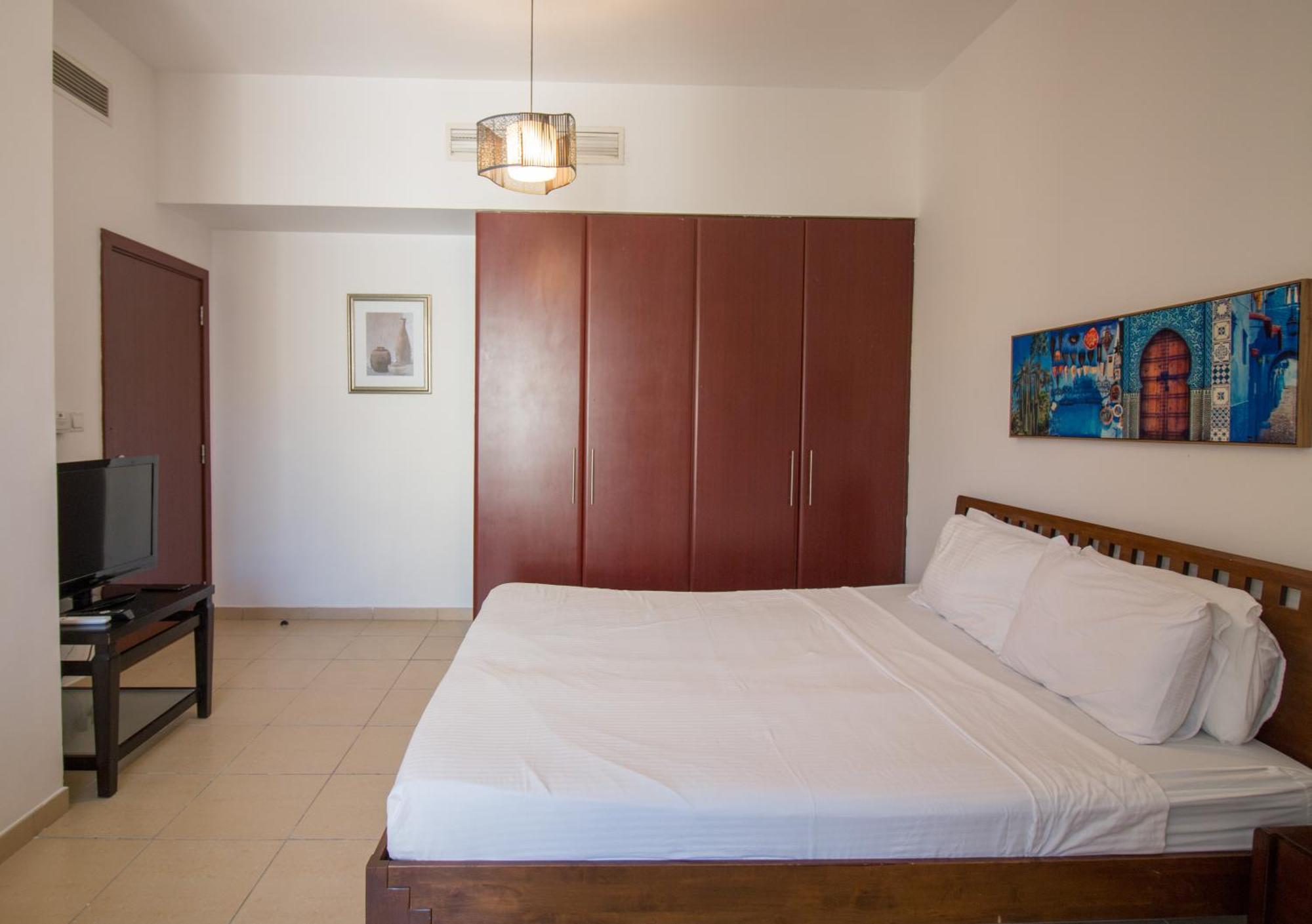 Apartamento Spacious 4 Bedroom In Jbr, 5-min Walk To The Beach, Marina Views Dubái