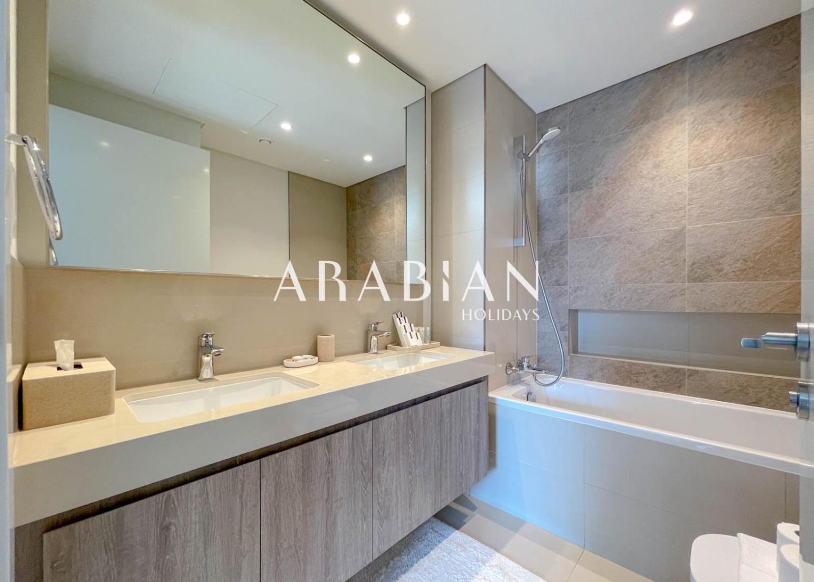 Spectacular 2br With Burj View In Downtown *