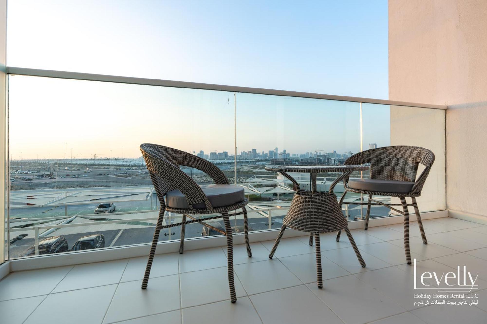Appartement Luxury In Damac Hills With Premium Amenities *