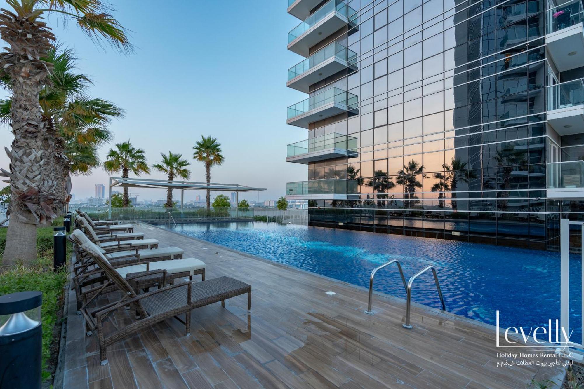 Luxury In Damac Hills With Premium Amenities Dubaï