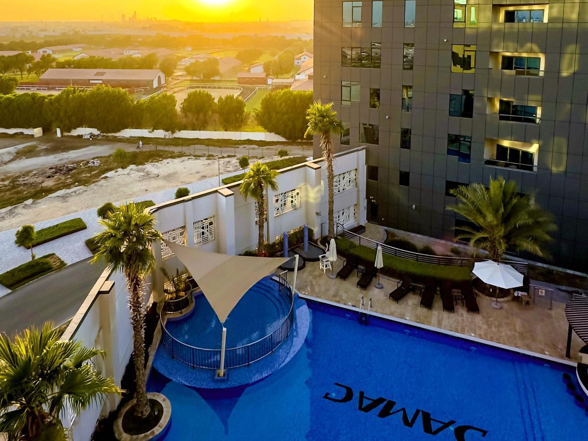 369 Stays- 2 Bedroom In Business Bay Hébergement de vacances