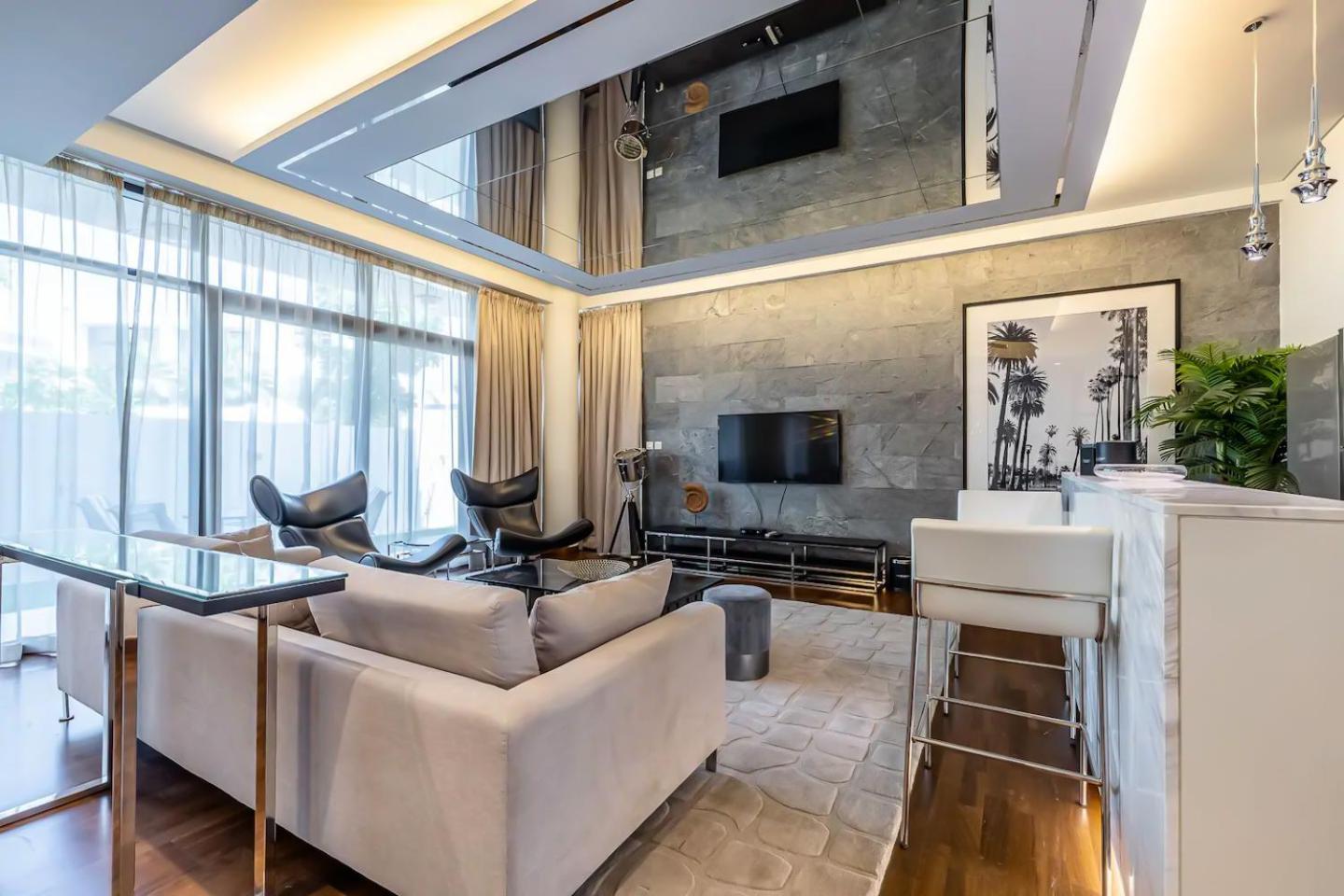 Villa Damac Paramount Picadilly 5br Wmaids *