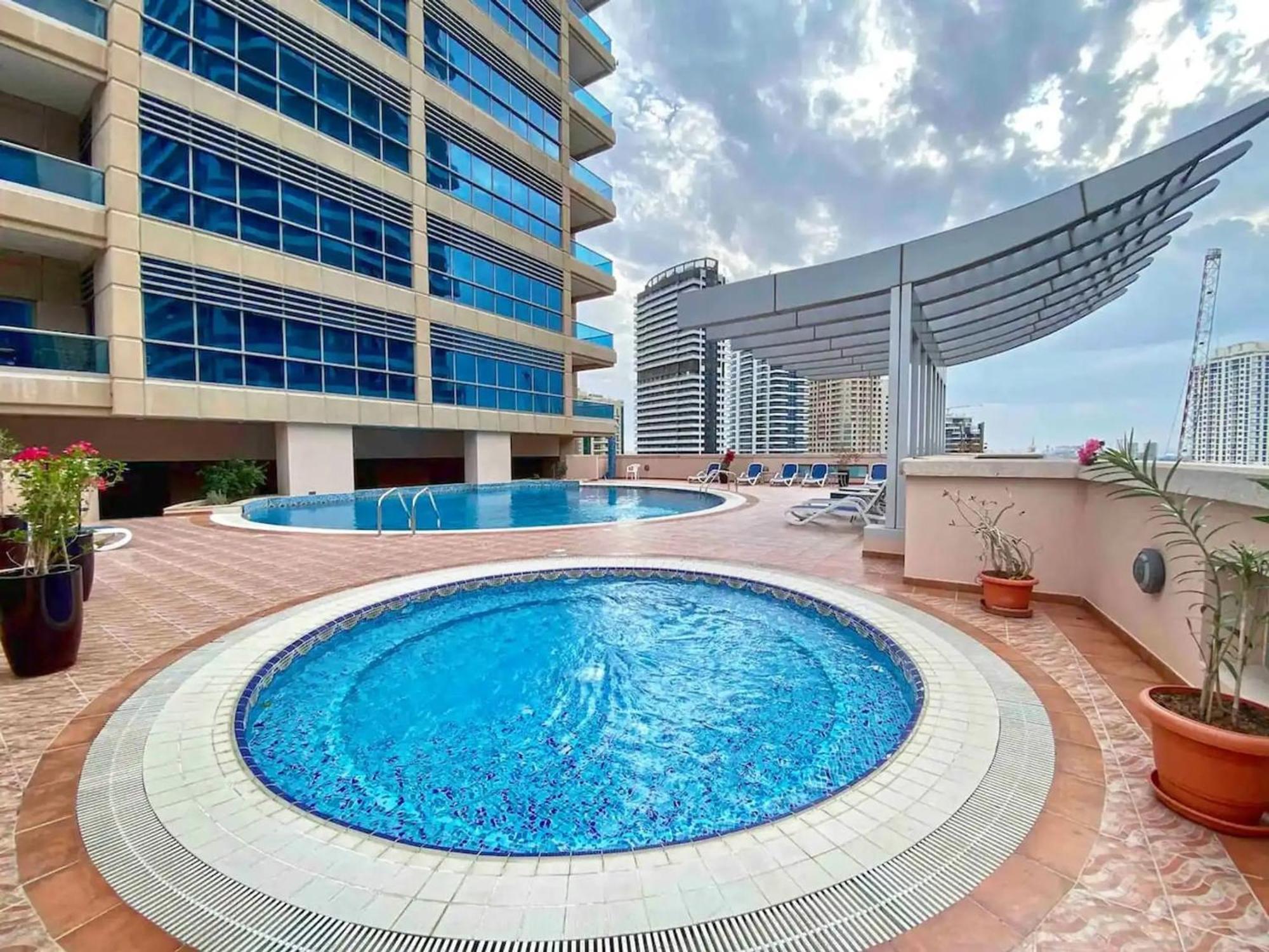 Cozy At Marina Near And Metro In Marina Z817 * Dubai