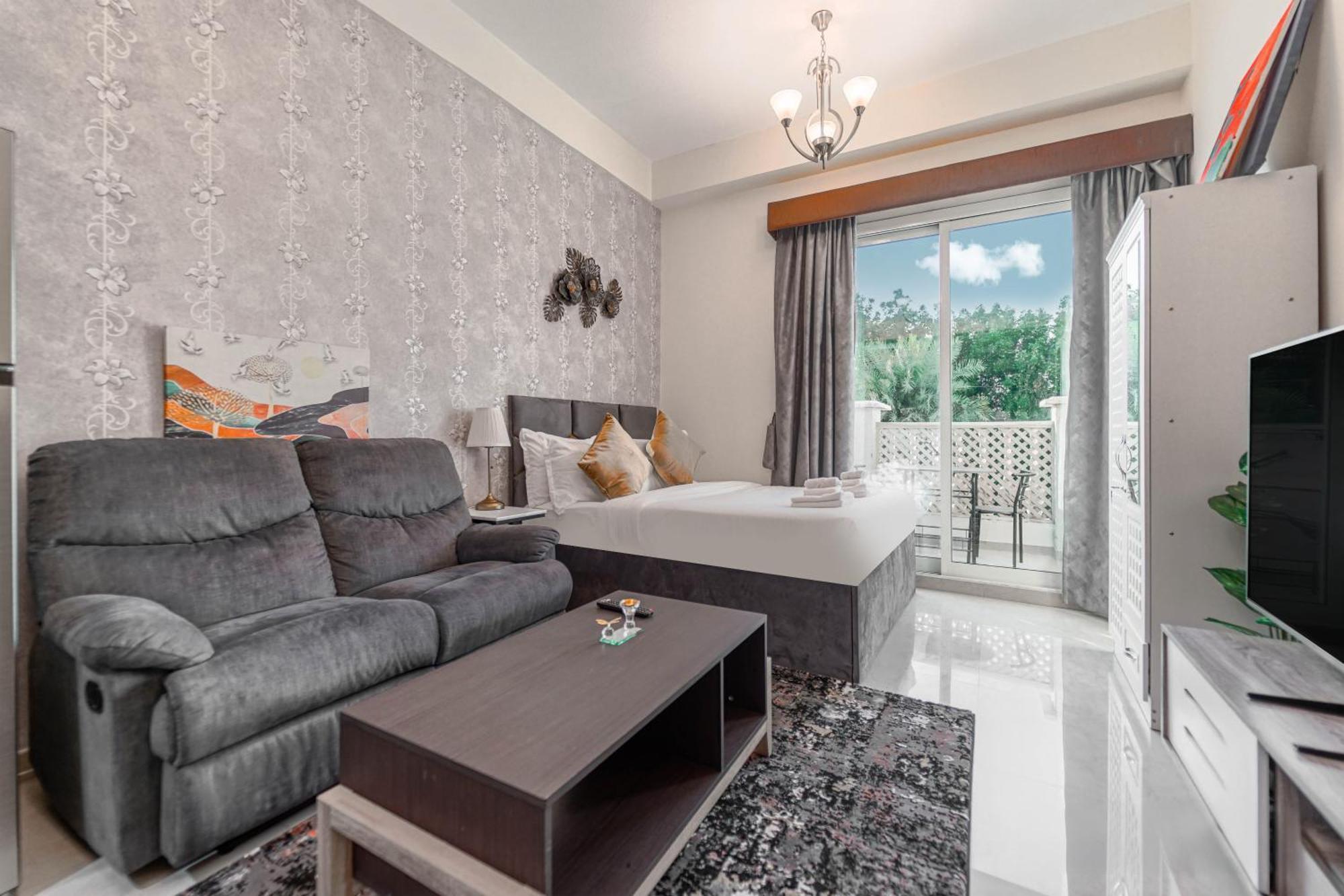 Appartement Posh In Jvc, Hanover 10, Deleguest *