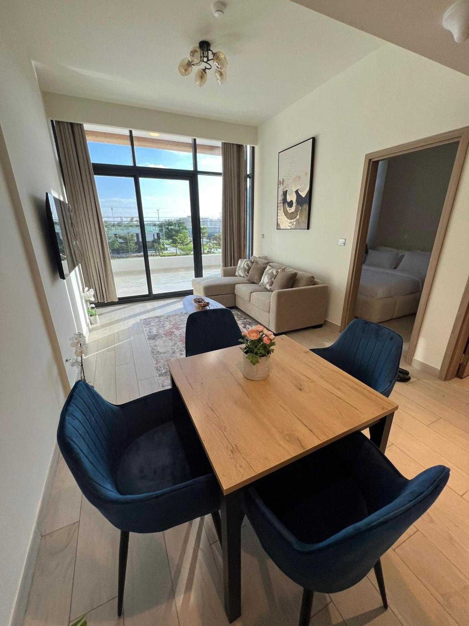 Special Offer One Bedroom At Azizi Riviera Dubaï