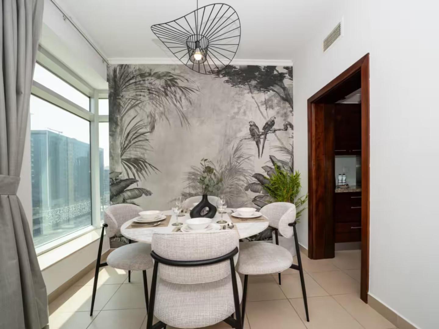 Trendy 1 Bed Getaway In The Heart Of Downtown