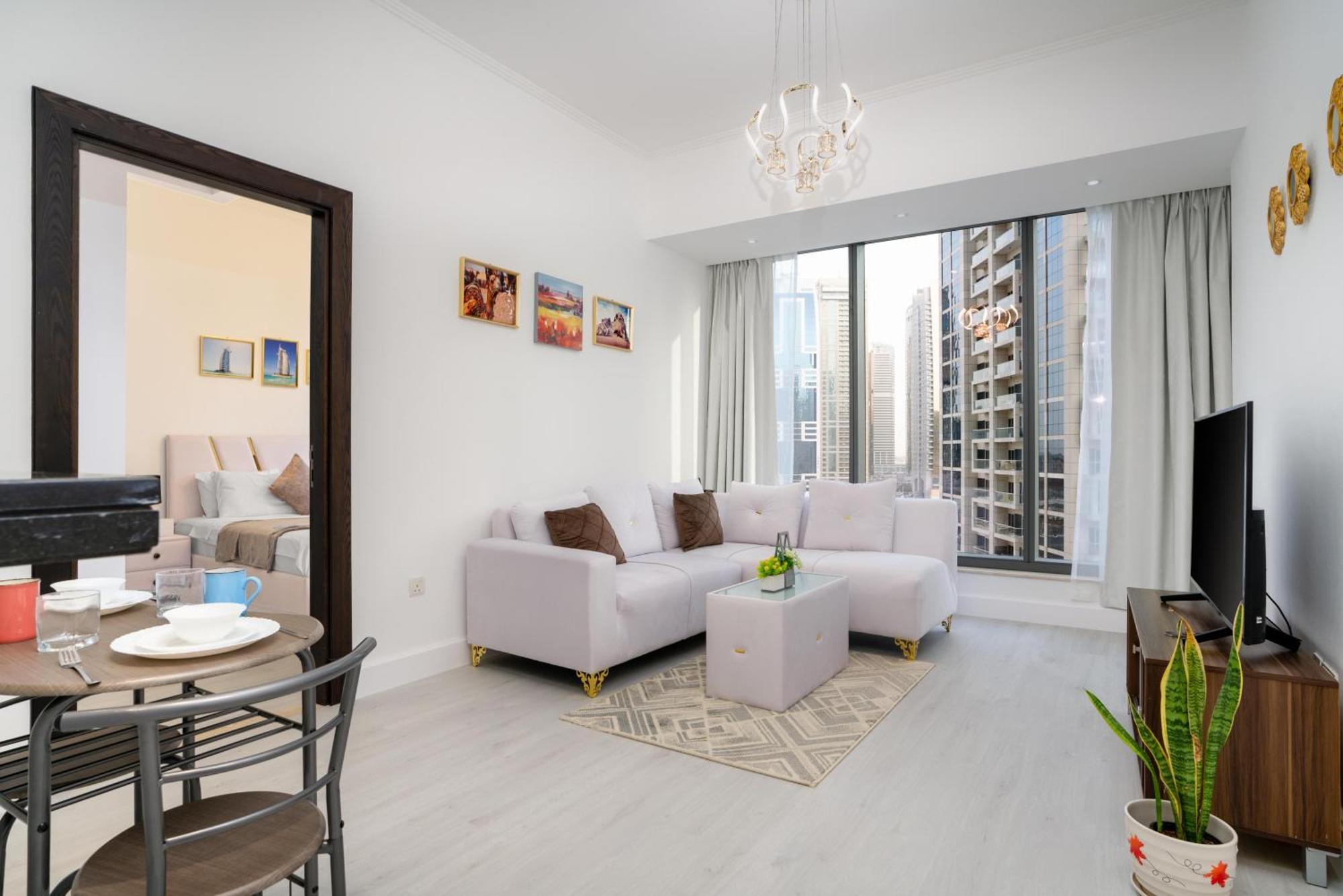 White Sage Opulence At Silverene Towers 1br Marina Appartement