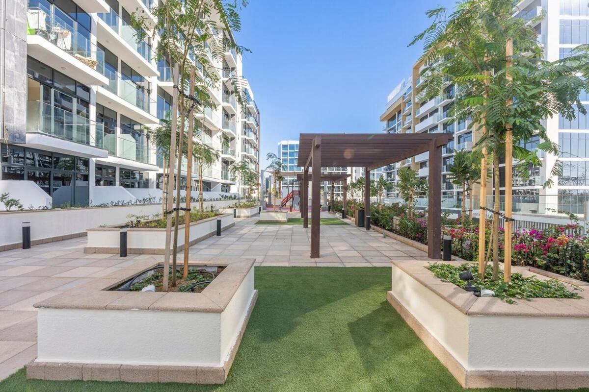 Bright And Elegant 3-bedroom Escape Perfect For Families In Meydan Appartement