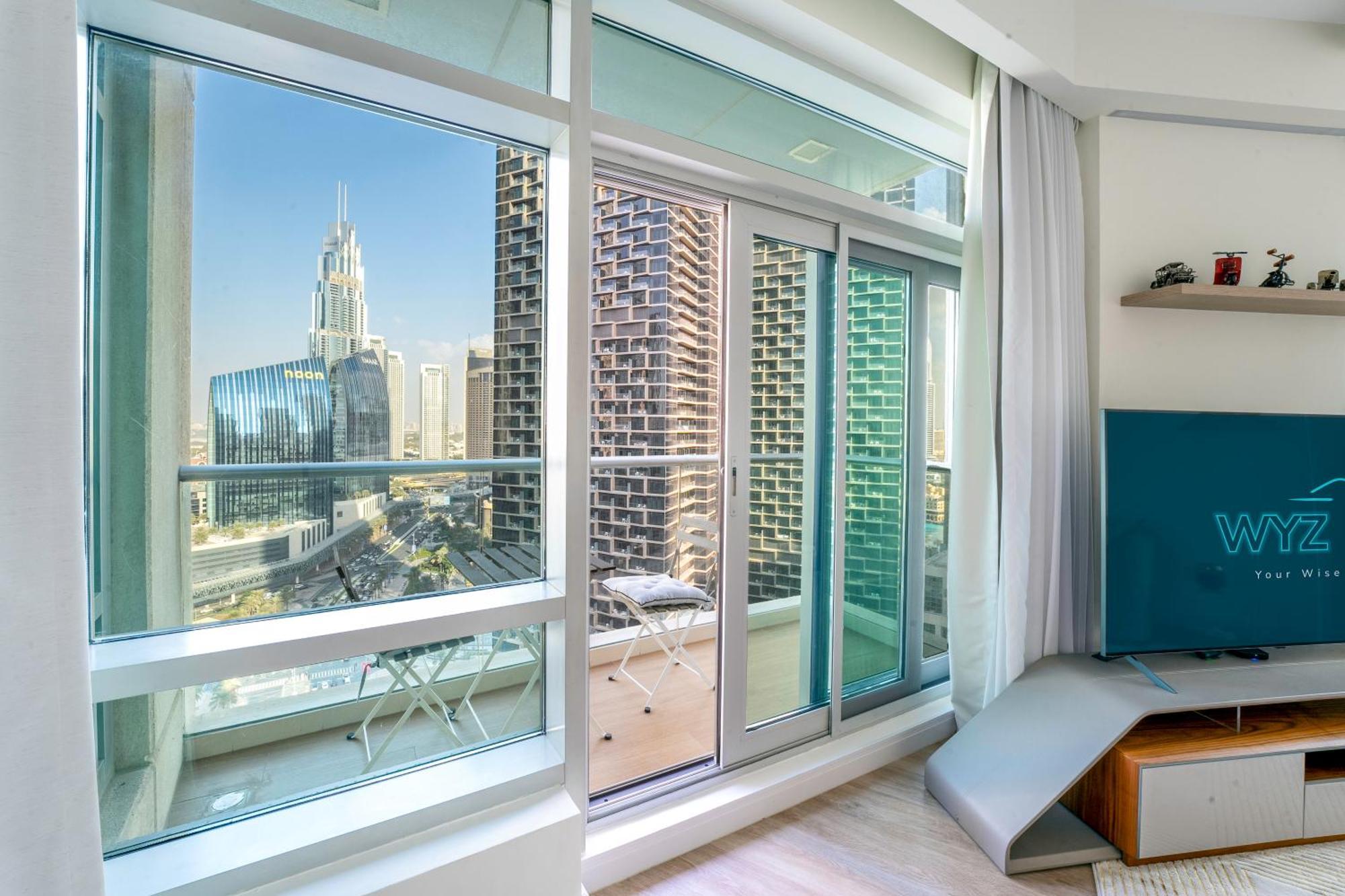 Stunning 2 Bedroom In The Heart Of Downtown, 360 Views *