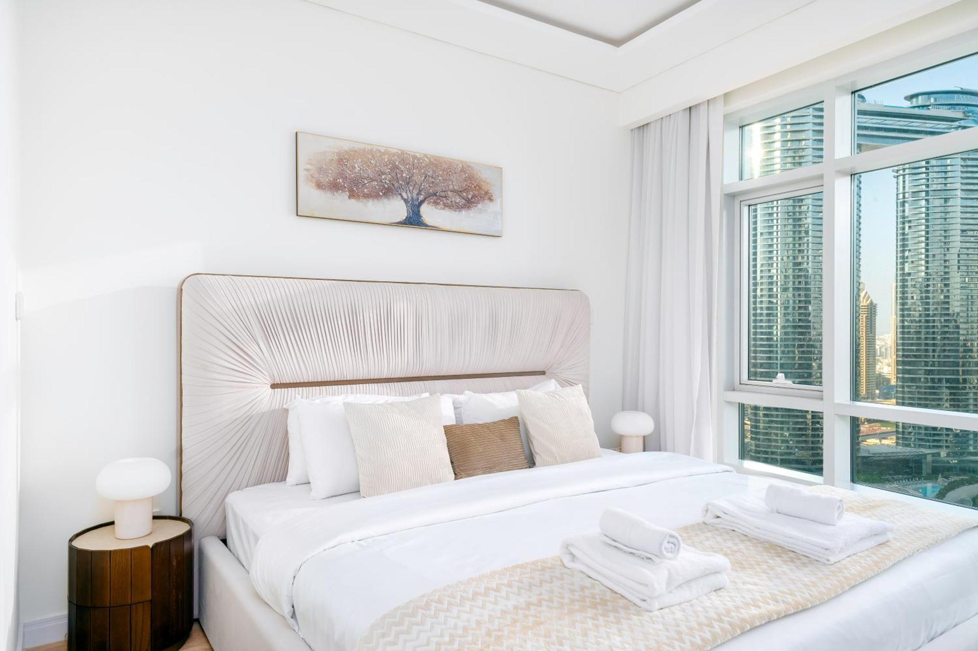 Appartement Stunning 2 Bedroom In The Heart Of Downtown, 360 Views *