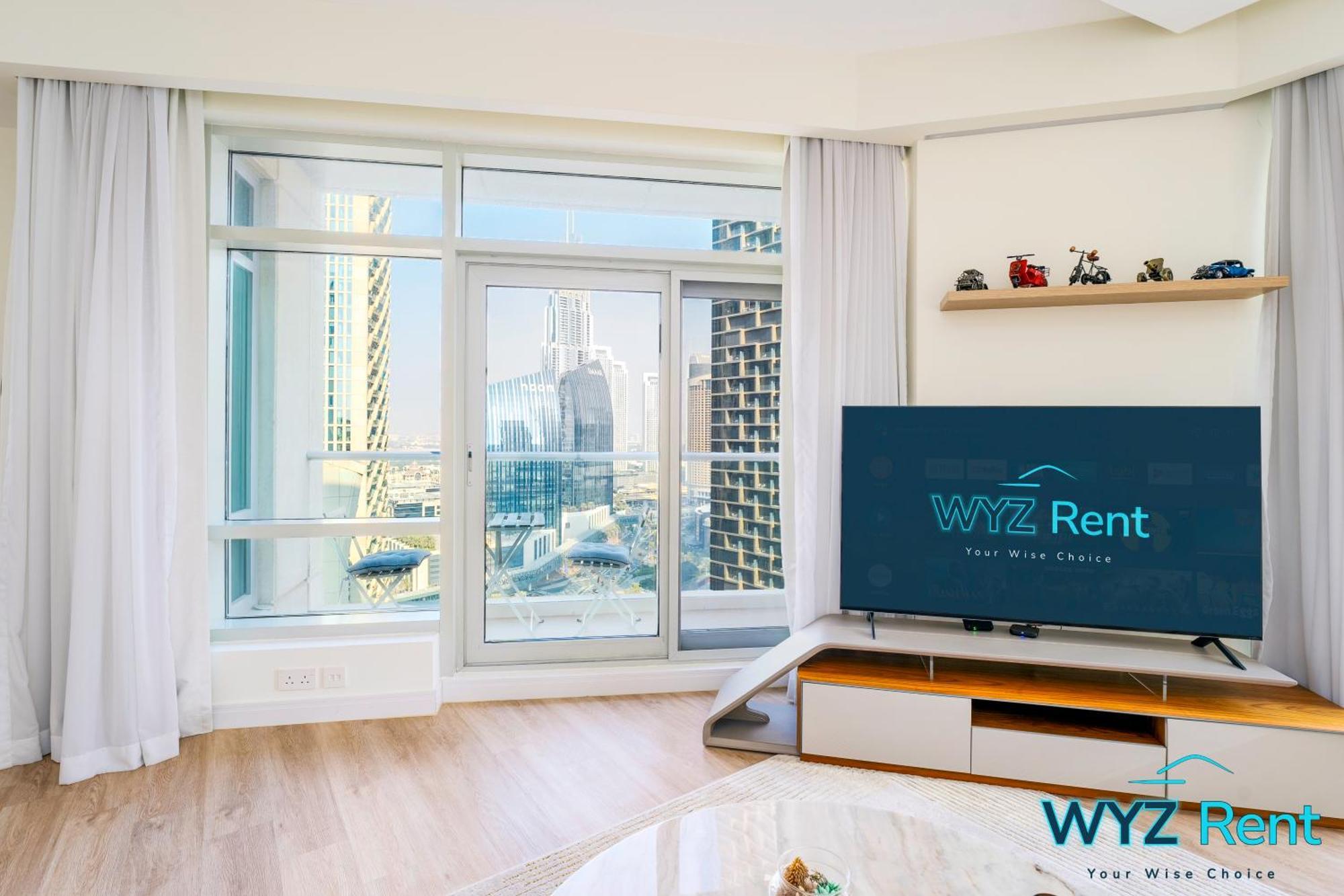 Stunning 2 Bedroom In The Heart Of Downtown, 360 Views