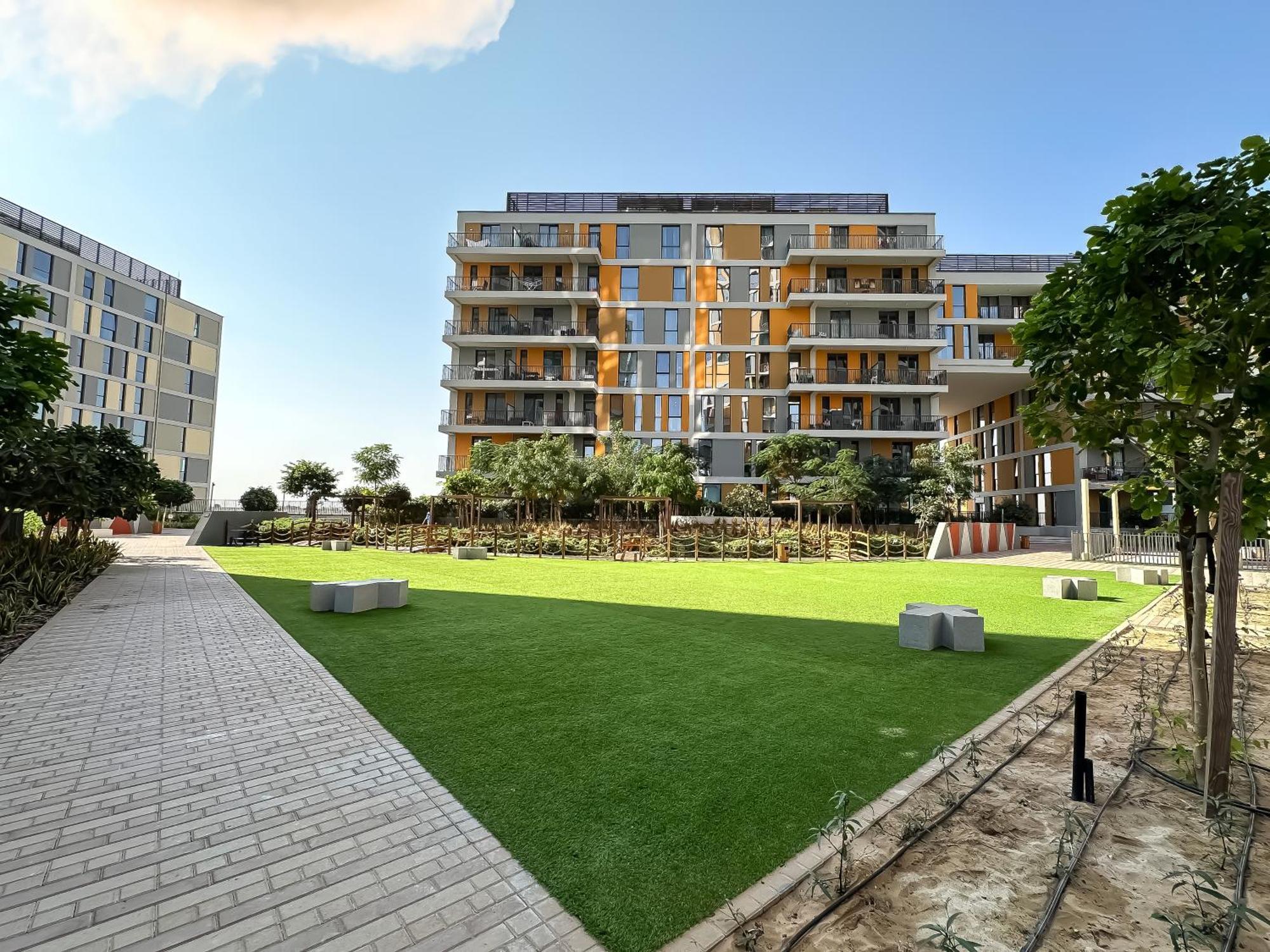 Trophy - Stylish Urban Retreat At Midtown Noor 1 Appartement *
