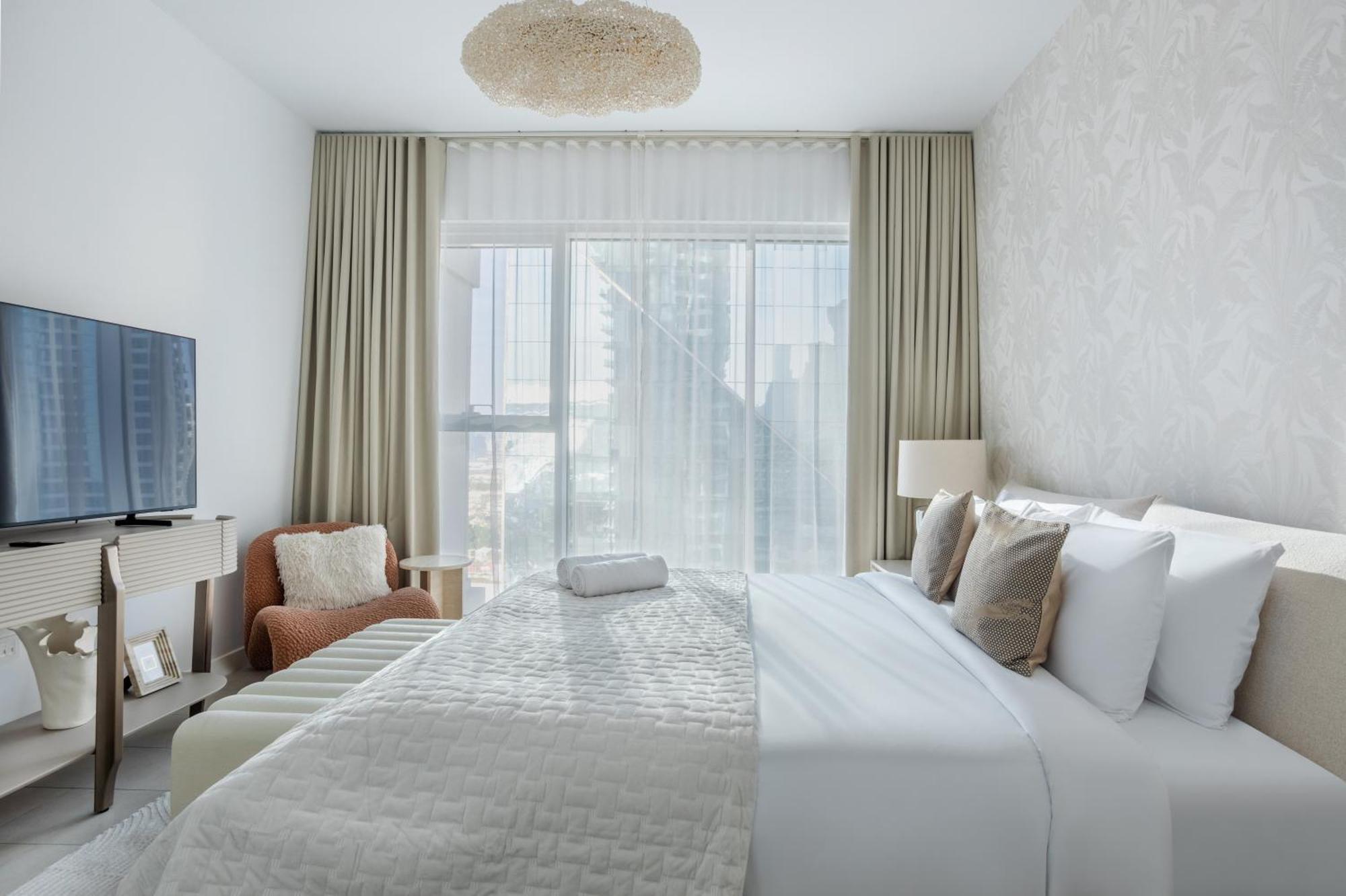 Appartement Exquisite 2br In La Vie Ultra-lux With Sea View Dubai