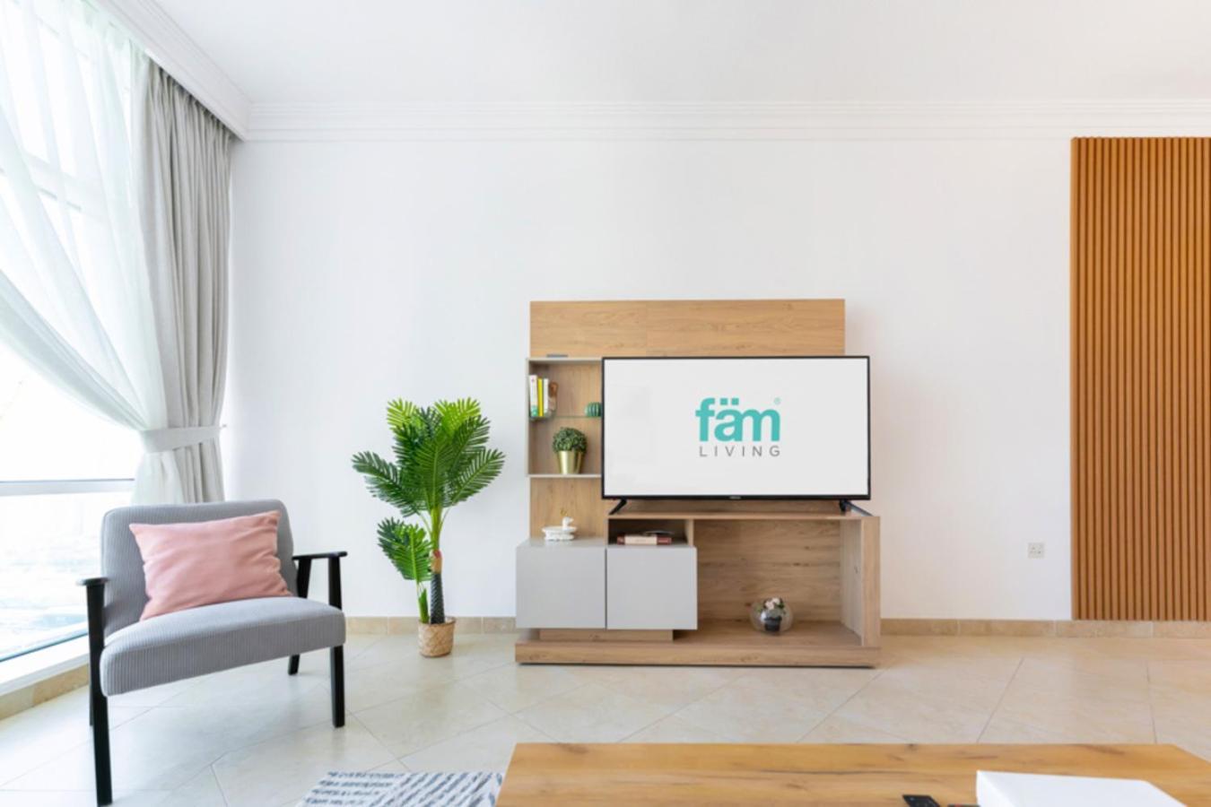Fam Living - Mag 218 Tower, Sea View Appartement