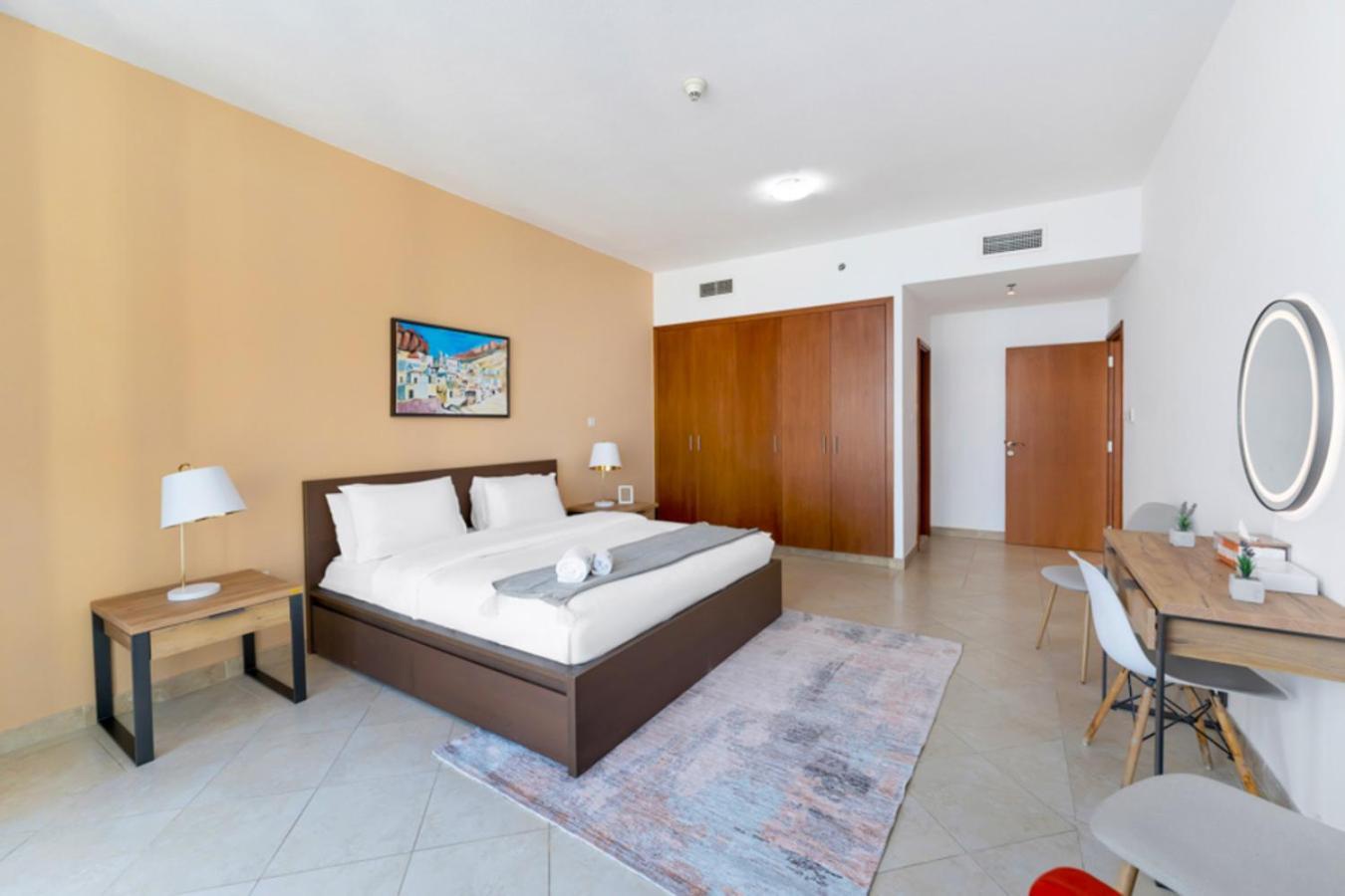 Fam Living - Mag 218 Tower, Sea View * Dubaï