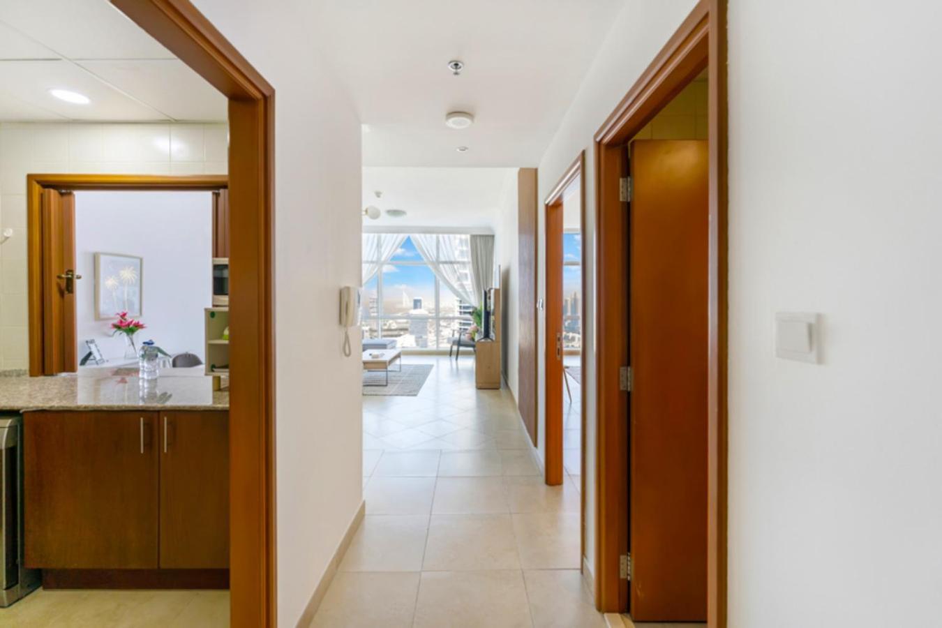 Fam Living - Mag 218 Tower, Sea View Appartement Dubaï