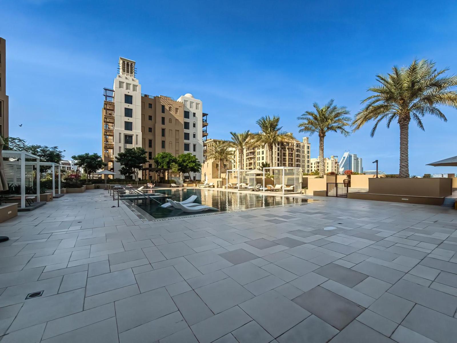 New 1 Bd In Madinat Jumeirah Living Dubaï