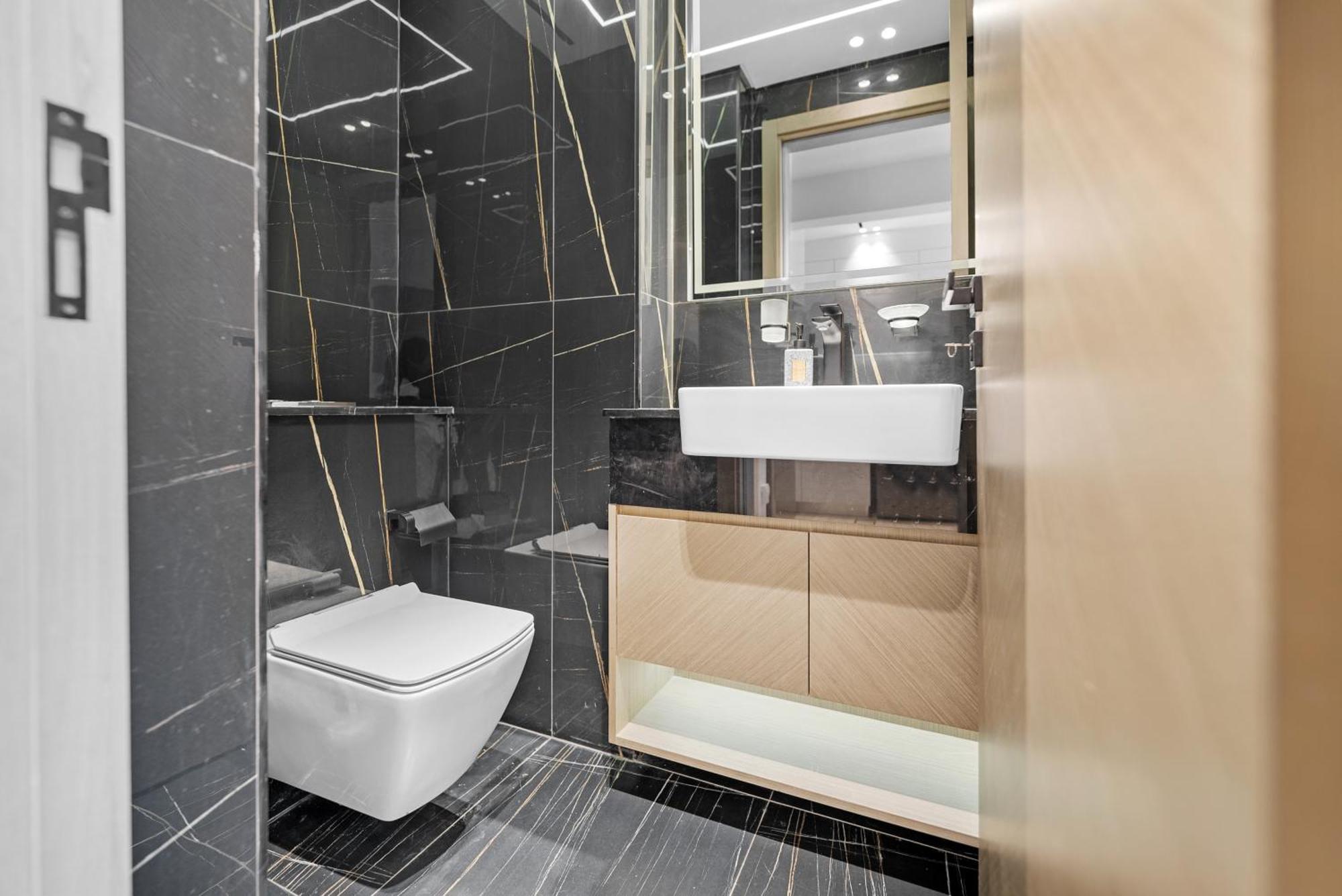 Magnificent - New Modern 1br In Binghatti Heights Appartement Dubaï