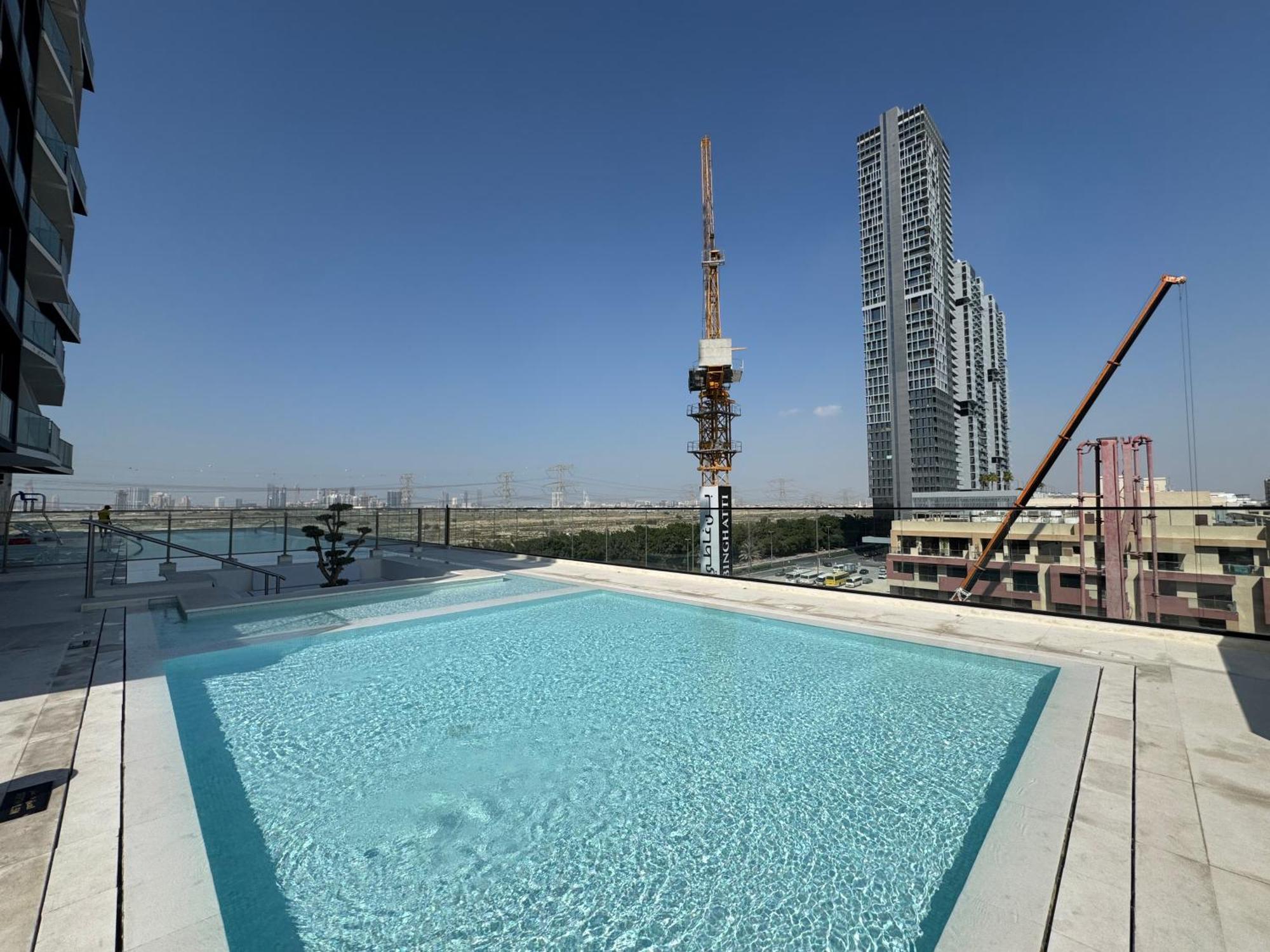 Magnificent - New Modern 1br In Binghatti Heights * Dubaï