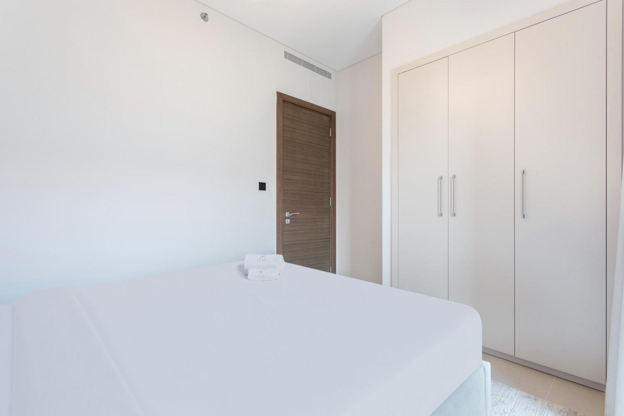 By Latinem Luxury 1br Cv A2707 Near Mall * Dubaï