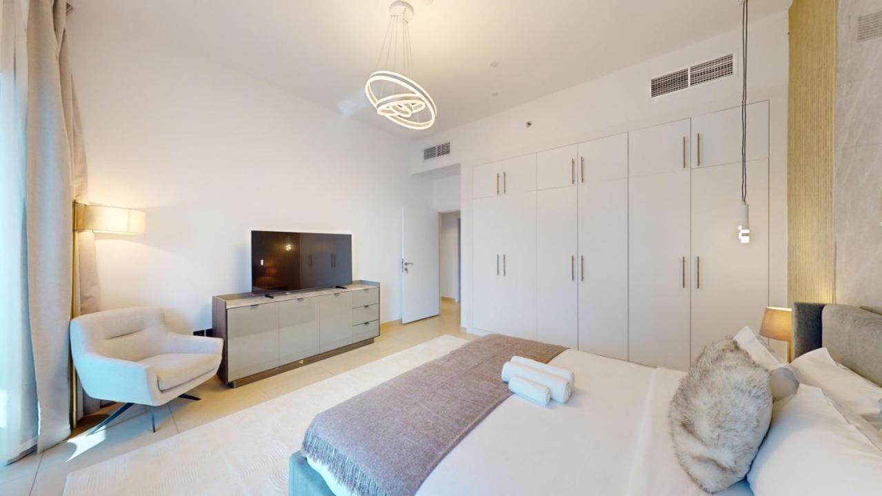 Marina View - Luxurious Four Bed With Private Pool Dubaï