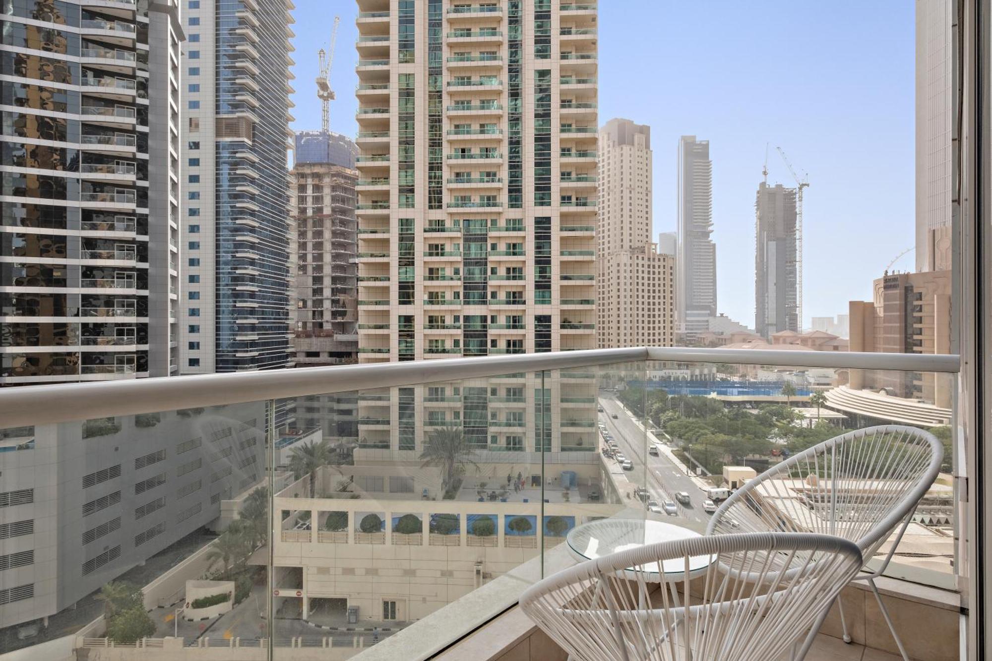 Apartamento Spacious 1br Botanica Towers, Marina