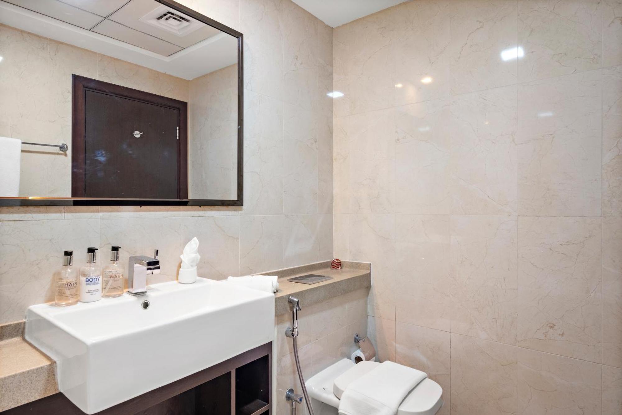 Spacious 1br Botanica Towers, Marina Apartamento