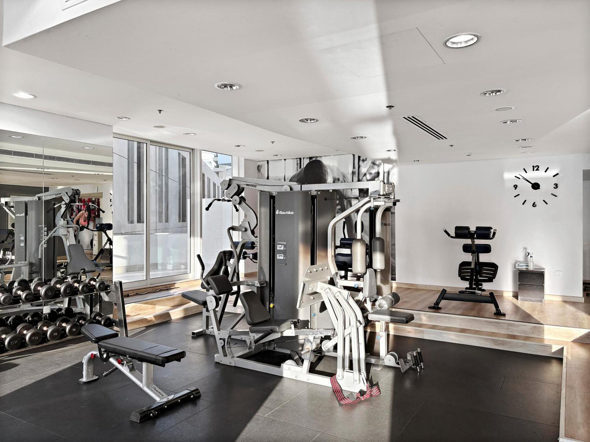 Apartamento Spacious 1br Botanica Towers, Marina *