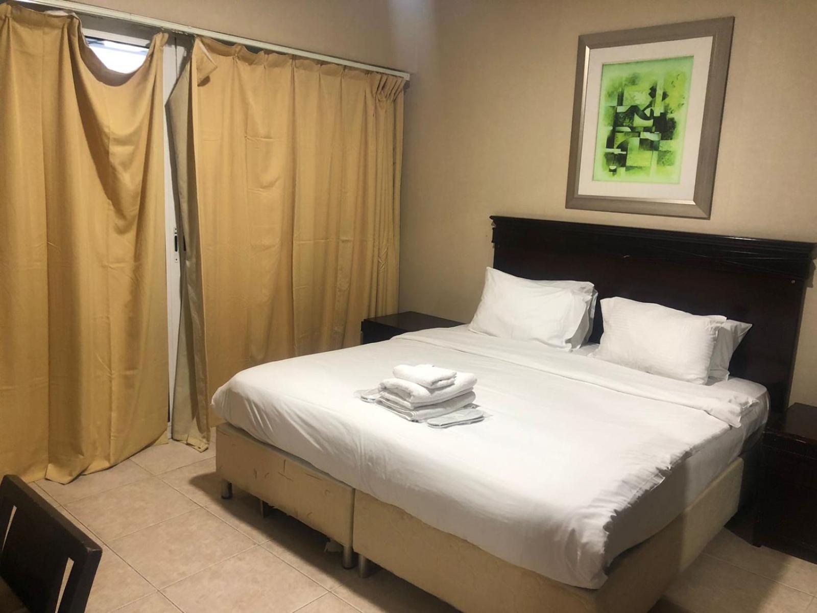 Gazde/Camere de închiriat Ensuite In Coliving In Marina