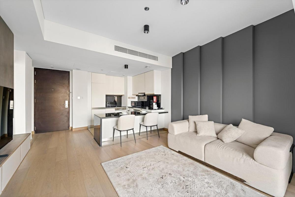 Appartement First Class 1br Stunning & Marina Views