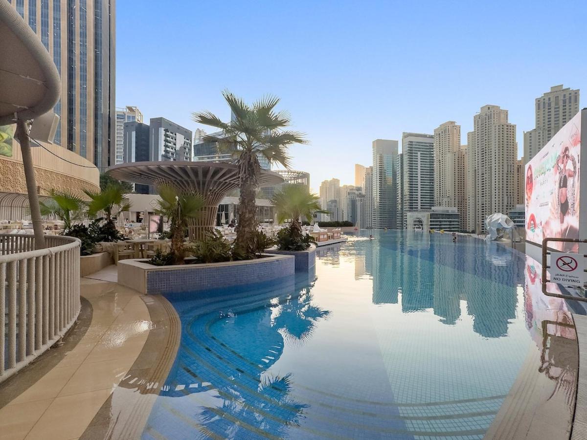 First Class 1br Stunning & Marina Views * Dubaï