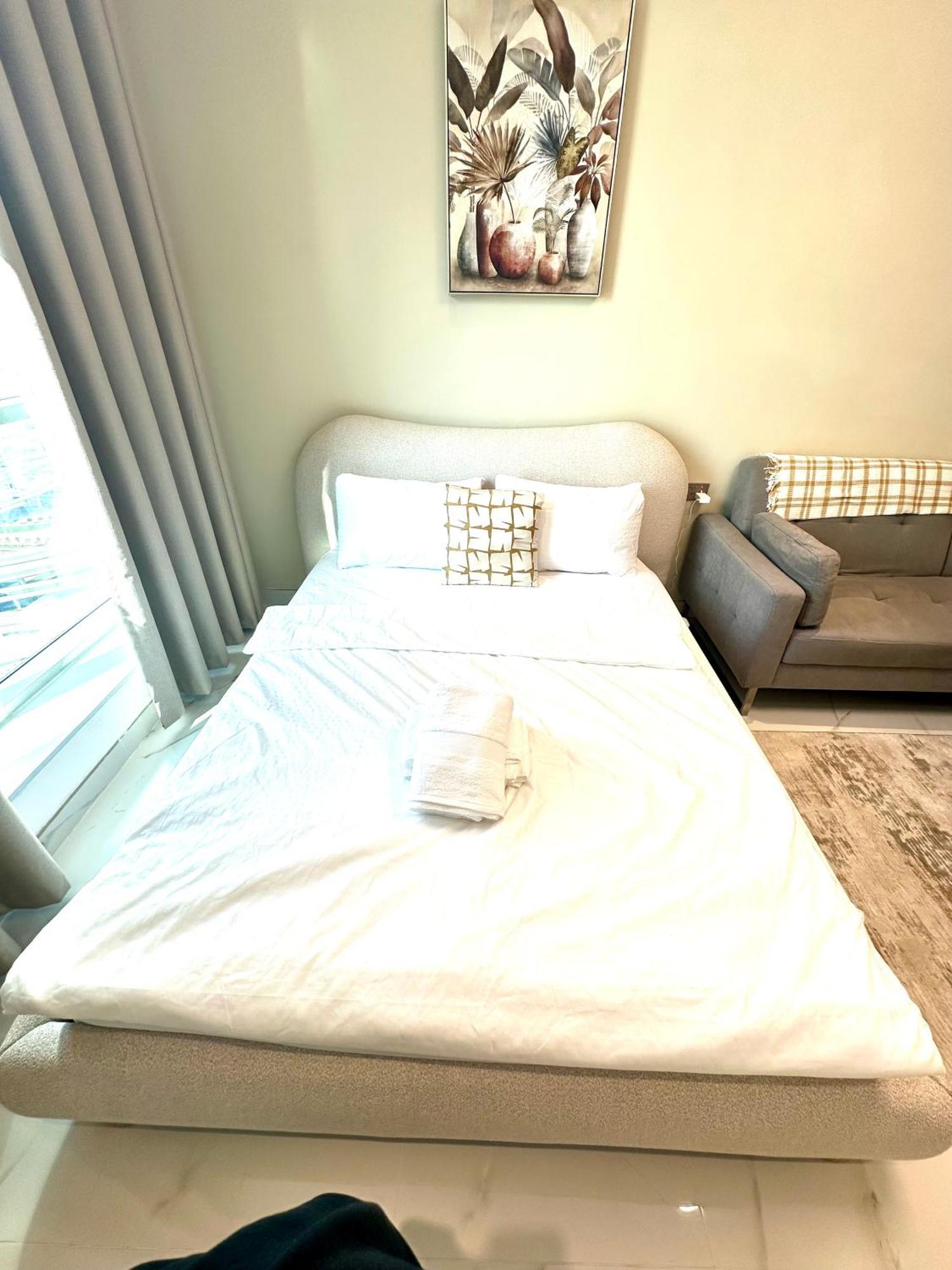 Stunning With Sea-view In Jlt * Dubai