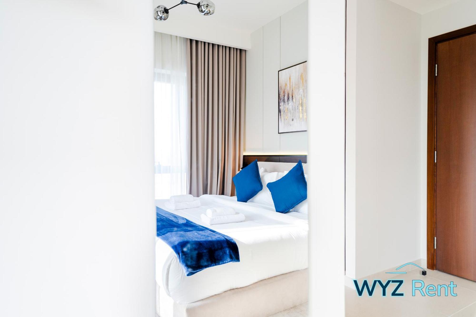 Chic 2 Bedroom In Vida Residences Creek-beach Access Appartement *