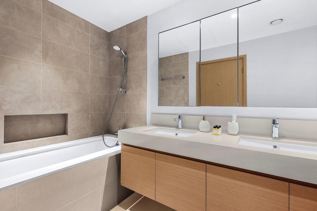 First Class 3br Luxury Creek Harbour Views * Dubaï