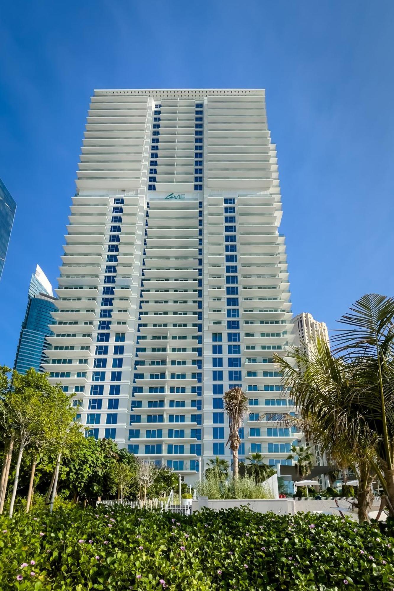 Private Beach La Vie Jbr 2br By Stellium Apartamento